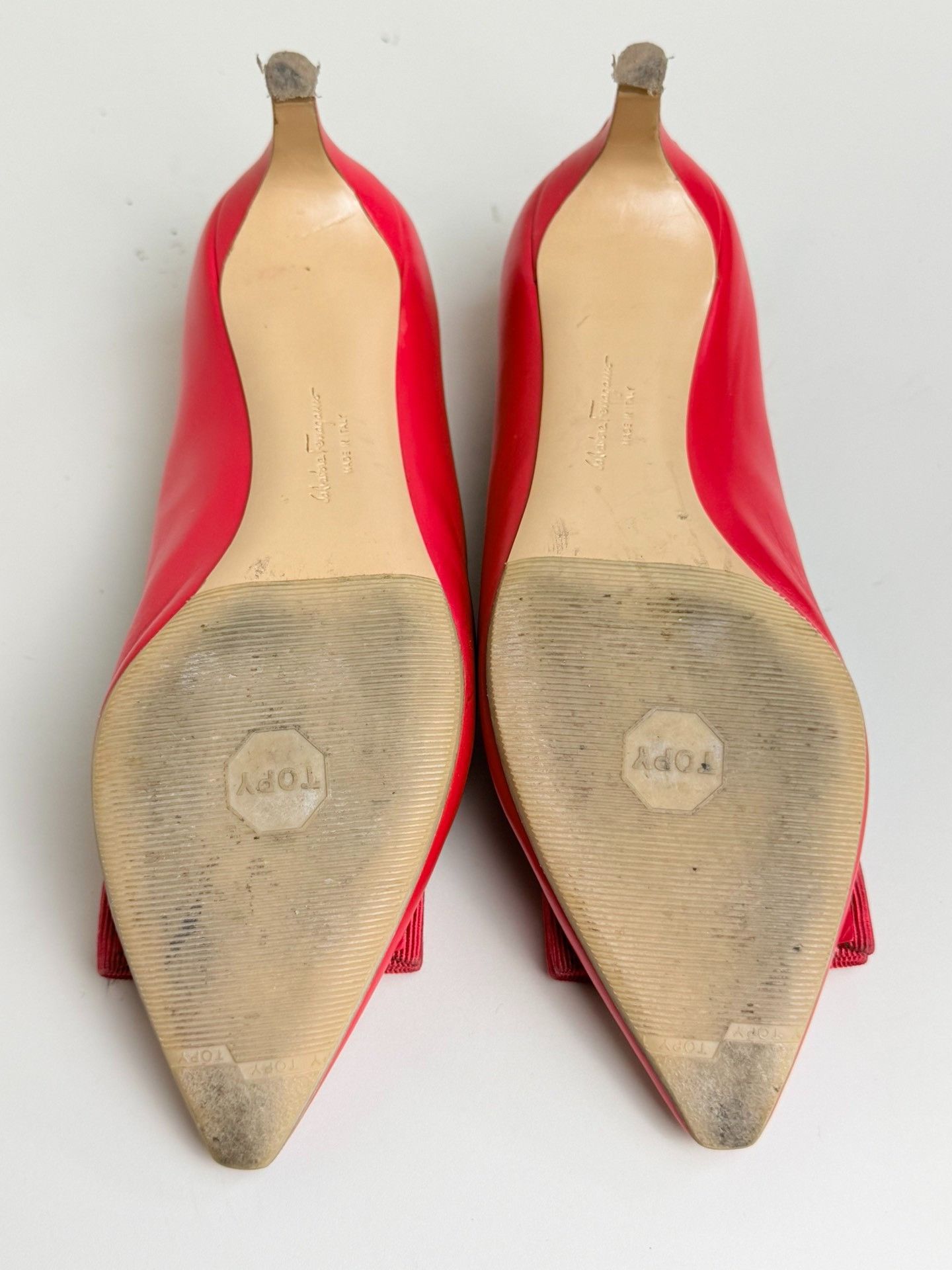 Salvatore Ferragamo Salvatore Ferragamo Red Lowtop Sneakers us_5 Women Size US 5 / IT 35 - 6 Thumbnail