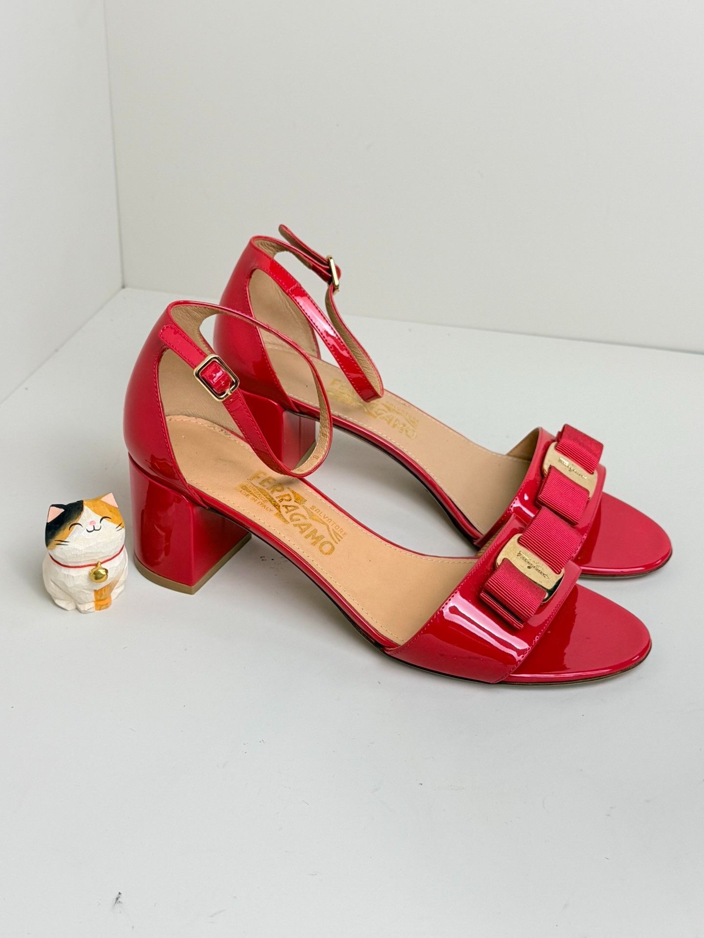 Salvatore Ferragamo Salvatore Ferragamo Patent Red Sandals us_8-5 Women Size US 8.5 / IT 38.5 - 2 Thumbnail