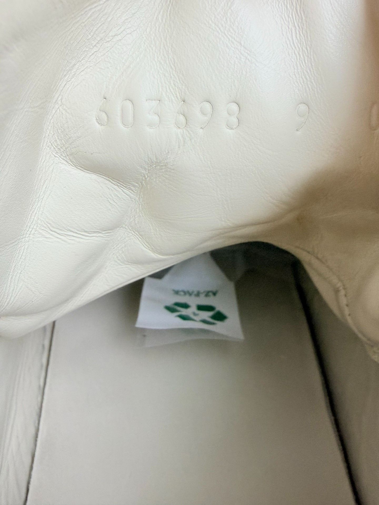Gucci Gucci Collab Beige Hitop Sneakers 10 Men Size US 10 / EU 43 - 7 Thumbnail