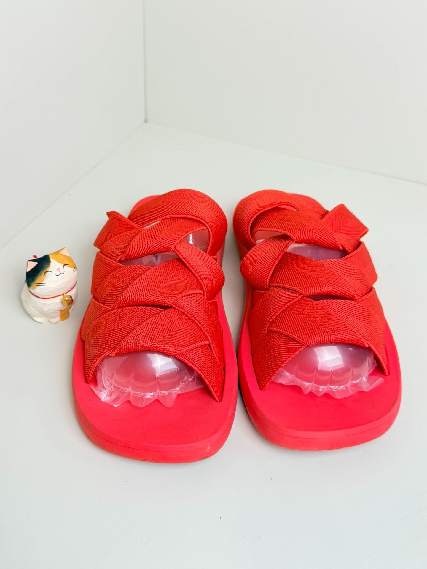 Bottega Veneta Bottega Veneta Knit Red Sandals us_9 Women Size US 9 / IT 39 - 2 Thumbnail