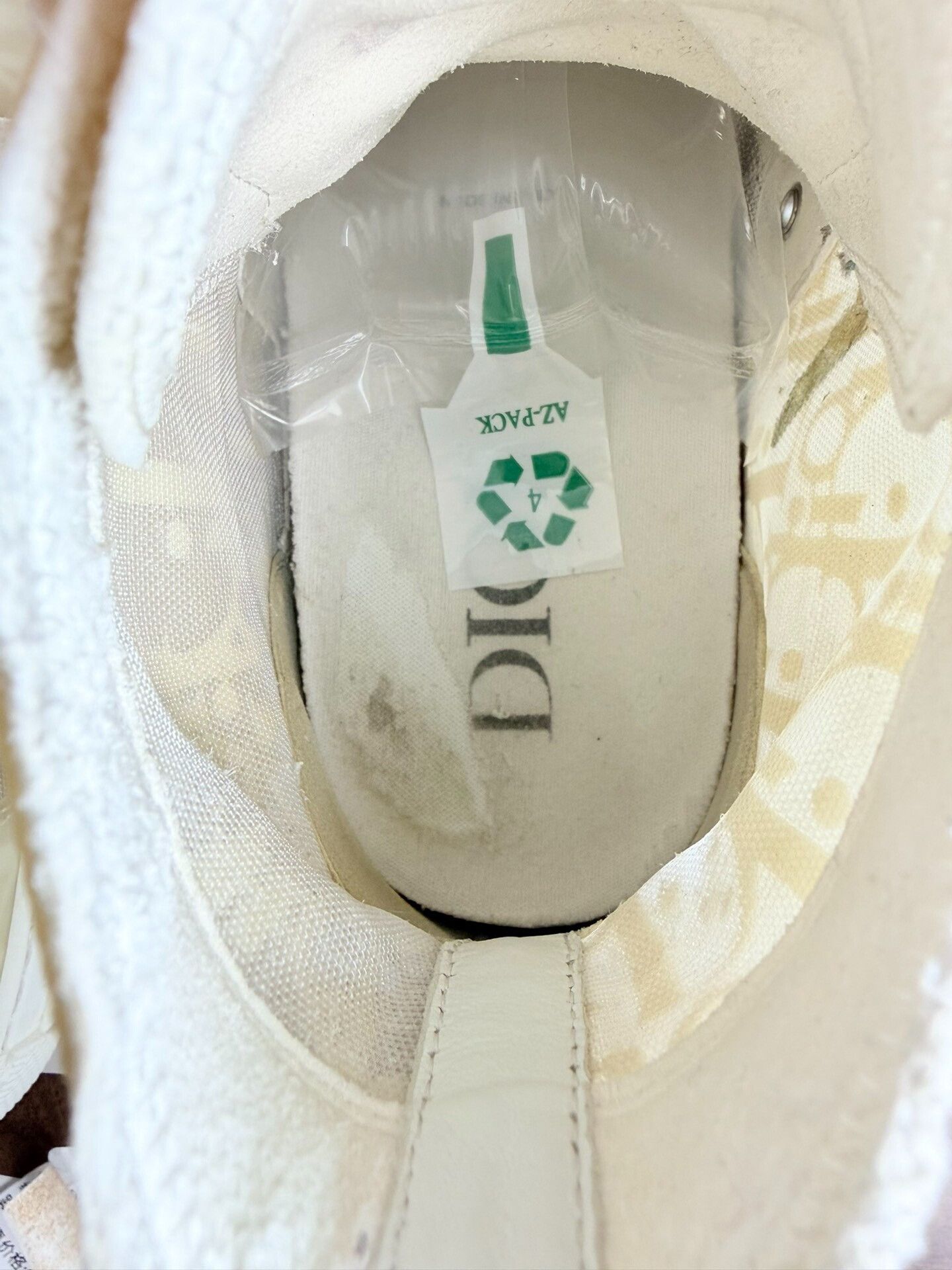 Dior Dior White Hitop Sneakers 7 Men Size US 7 / EU 40 - 7 Thumbnail