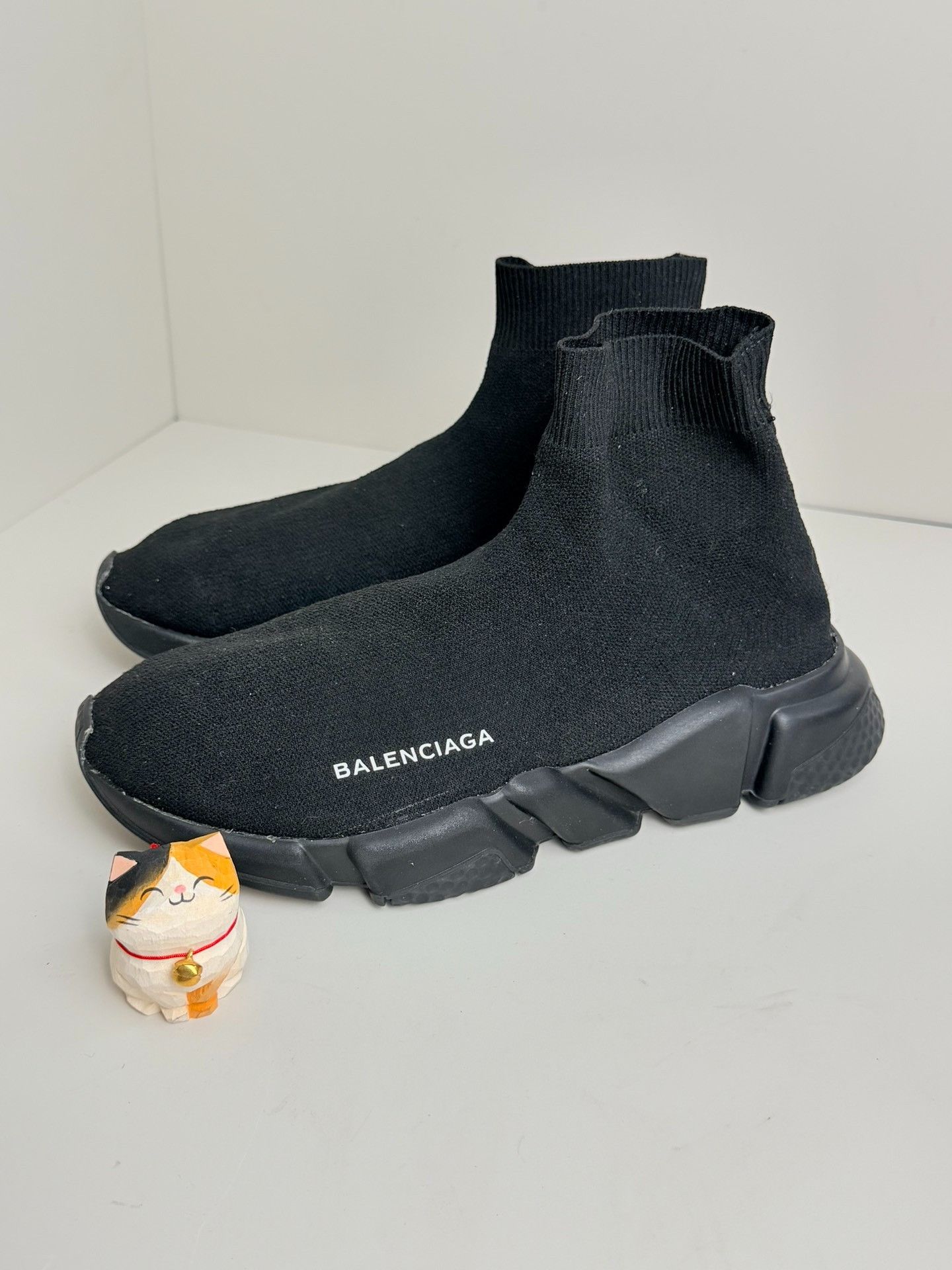 Balenciaga Balenciaga Black Lowtop Sneakers us_9 Women Size US 9 / IT 39 - 2 Thumbnail
