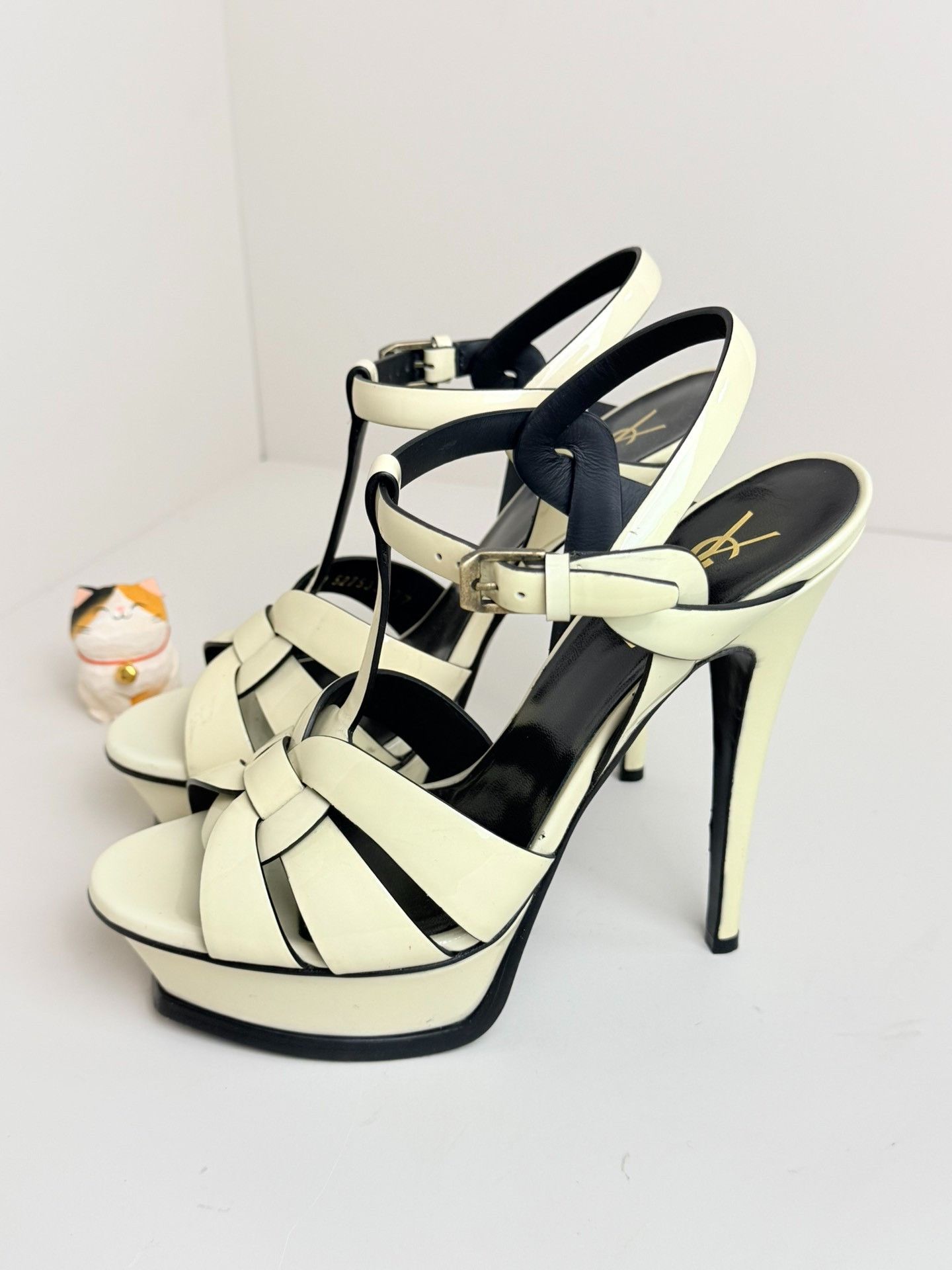 Saint Laurent Paris Saint Laurent Paris Waterproof Multi Sandals us_7 Women Size US 7 / IT 37 - 2 Thumbnail