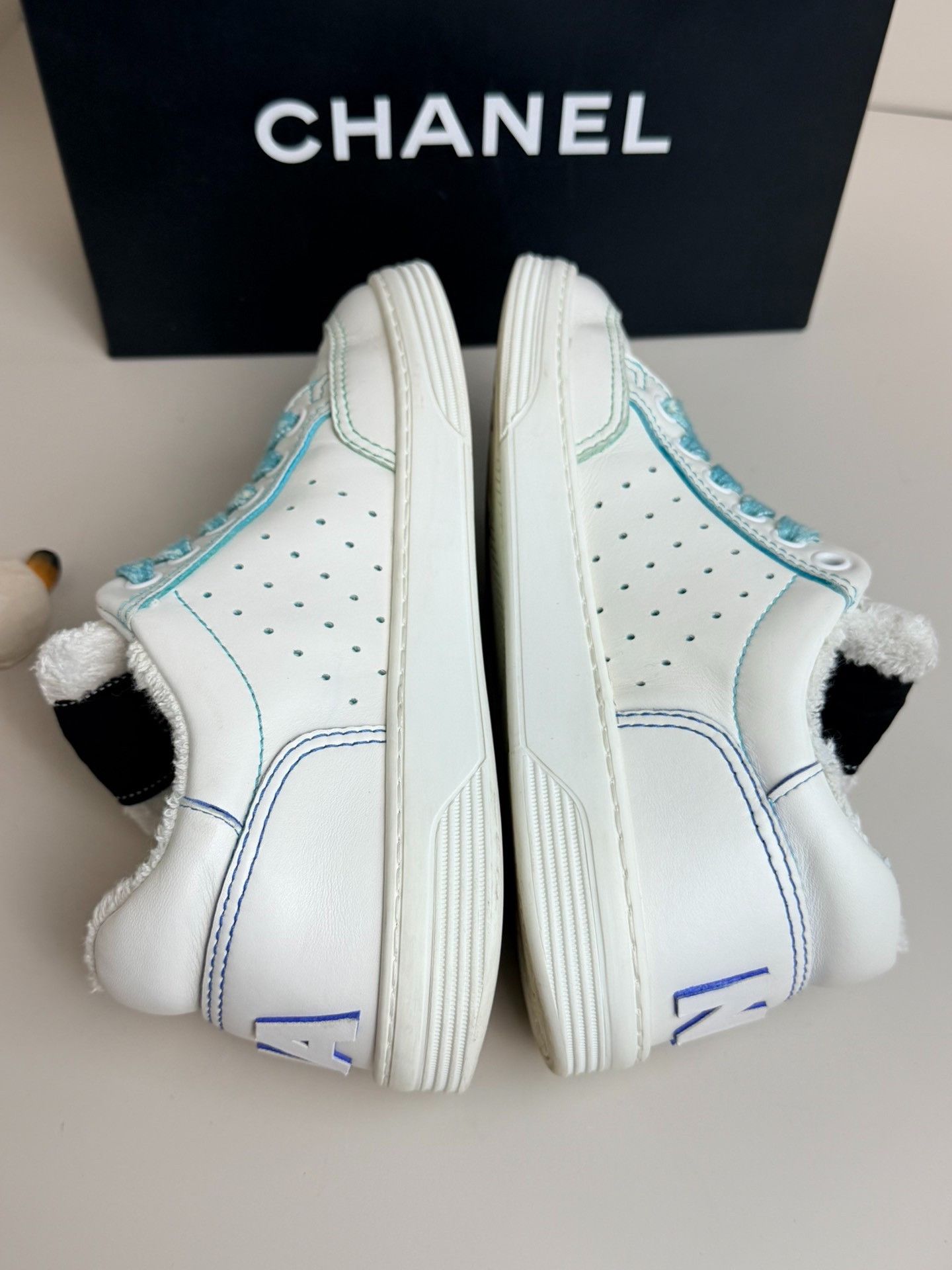 Chanel Chanel Blue Lowtop Sneakers us_5 Women Size US 5 / IT 35 - 5 Thumbnail
