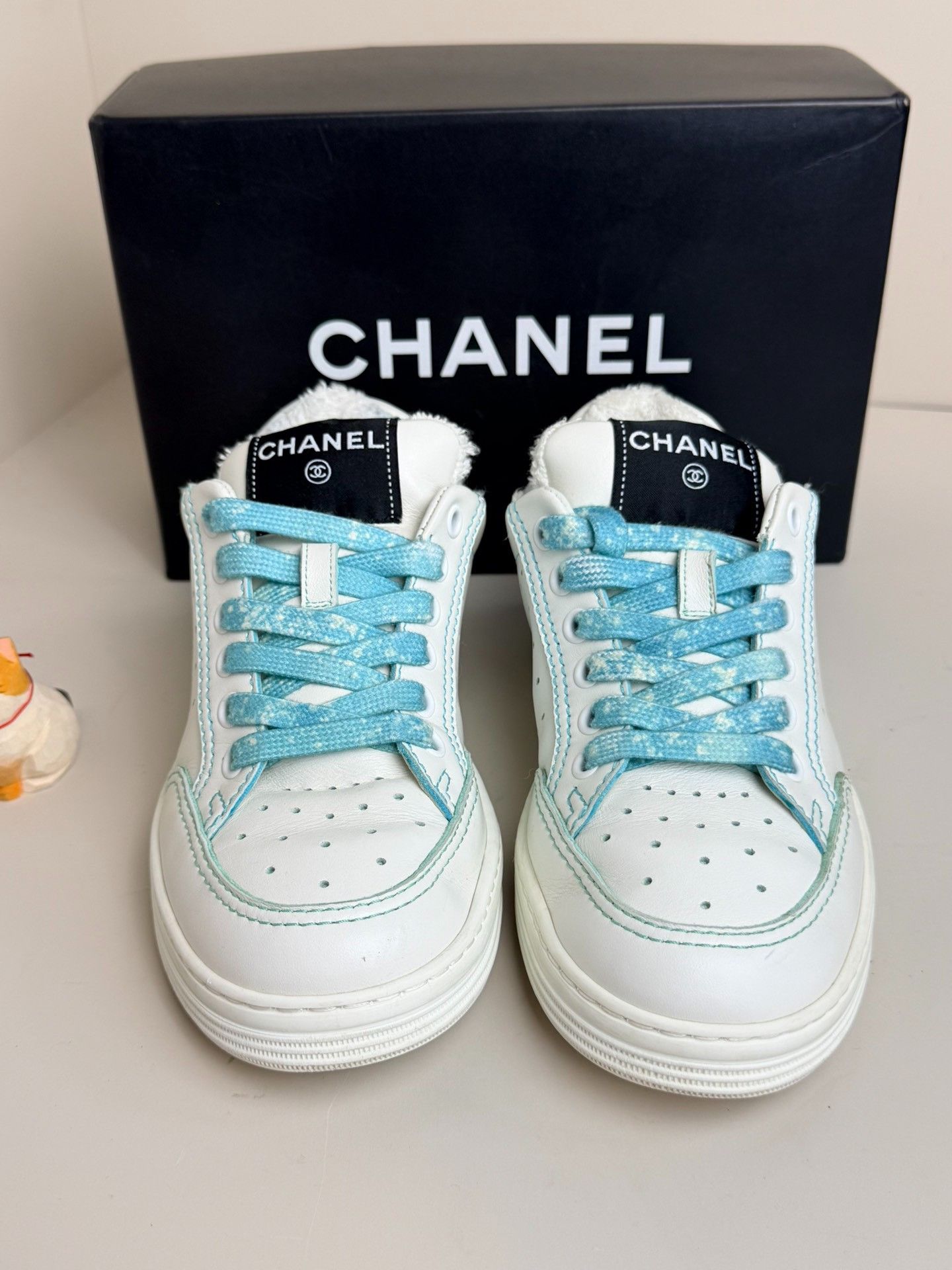 Chanel Chanel Blue Lowtop Sneakers us_5 Women Size US 5 / IT 35 - 3 Thumbnail
