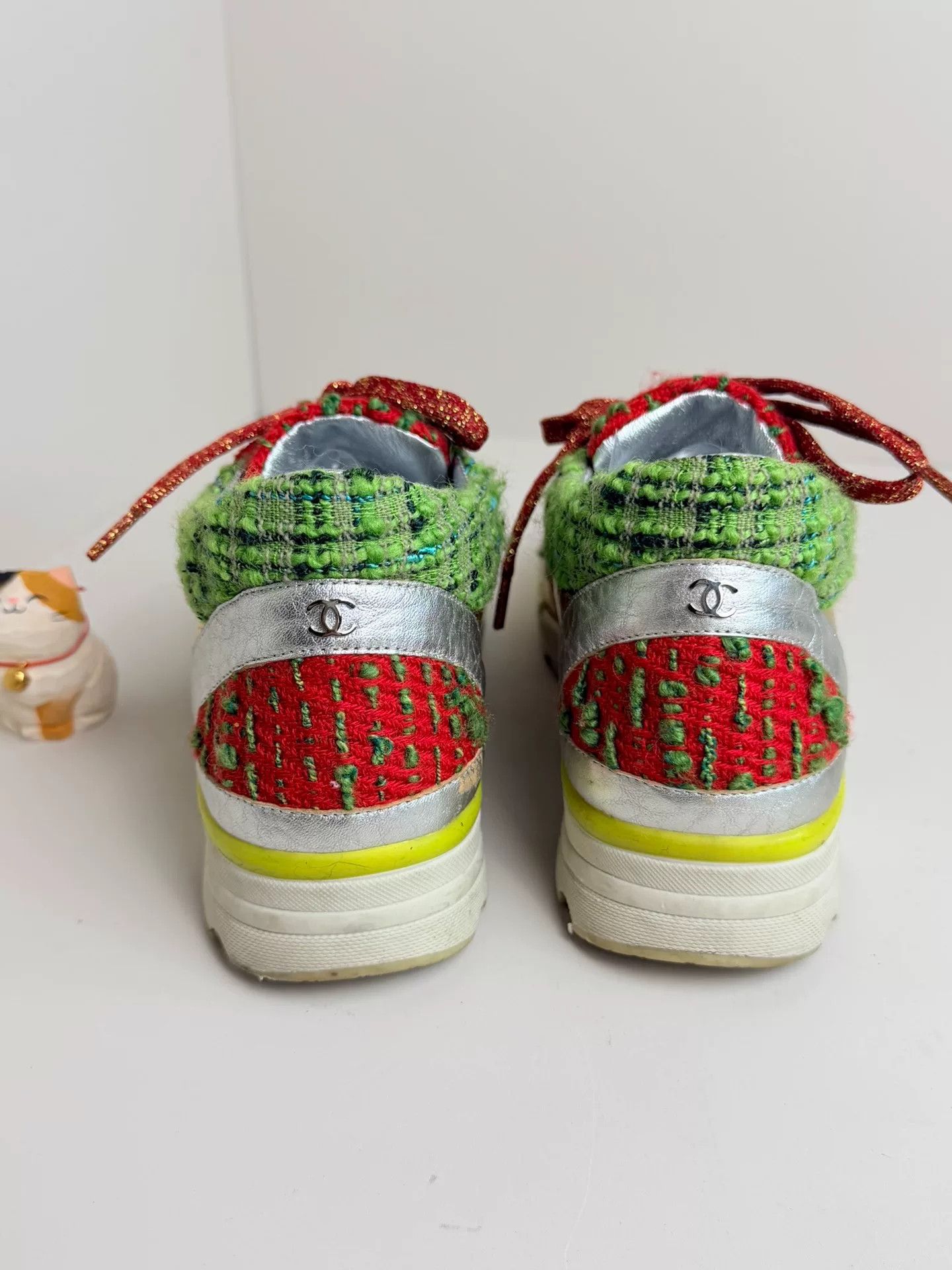Chanel Chanel Wool Multi Lowtop Sneakers us_7-5 Women Size US 7.5 / IT 37.5 - 4 Thumbnail