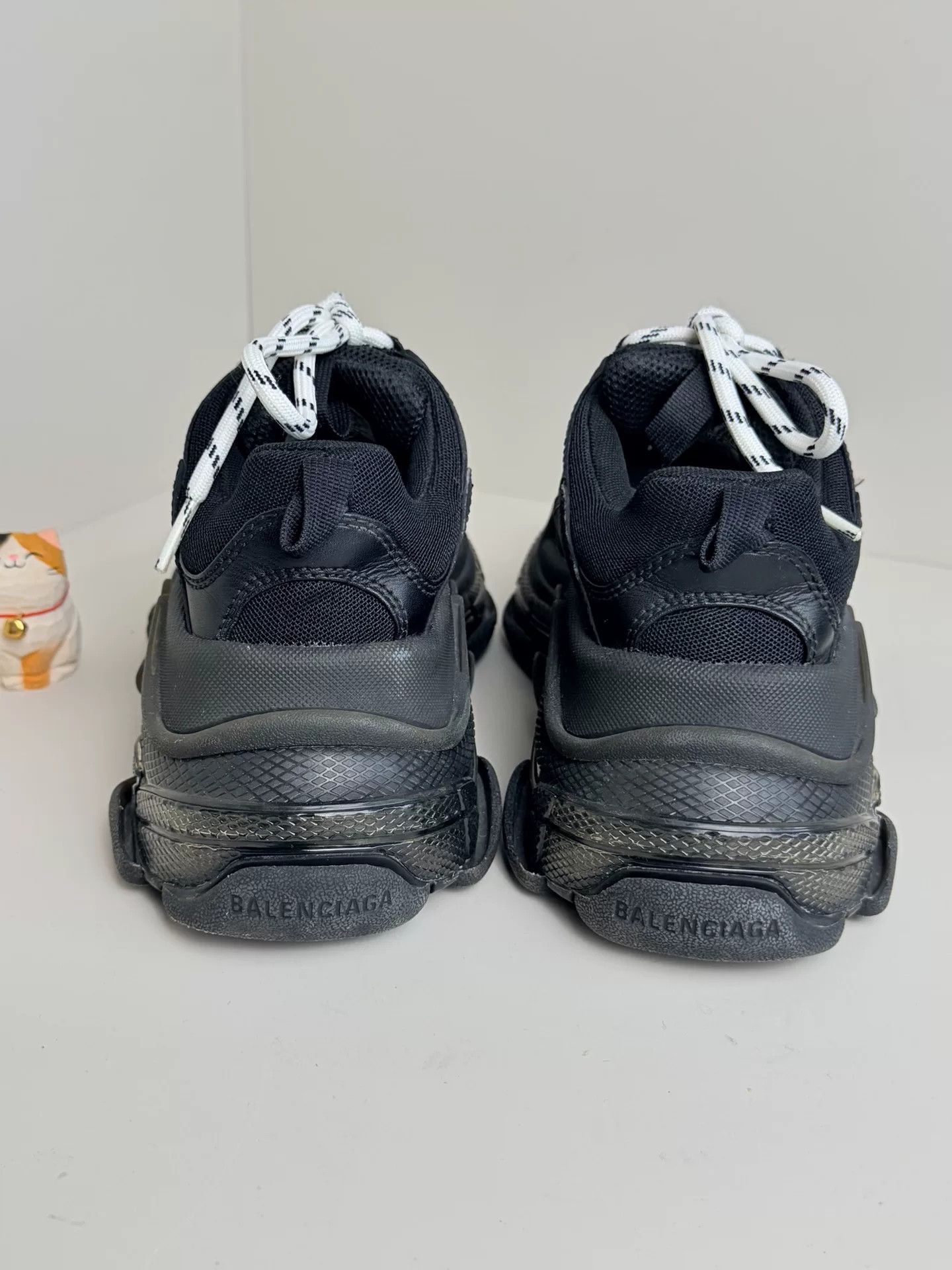 Balenciaga Balenciaga Black Lowtop Sneakers us_6 Women Size US 6 / IT 36 - 4 Thumbnail