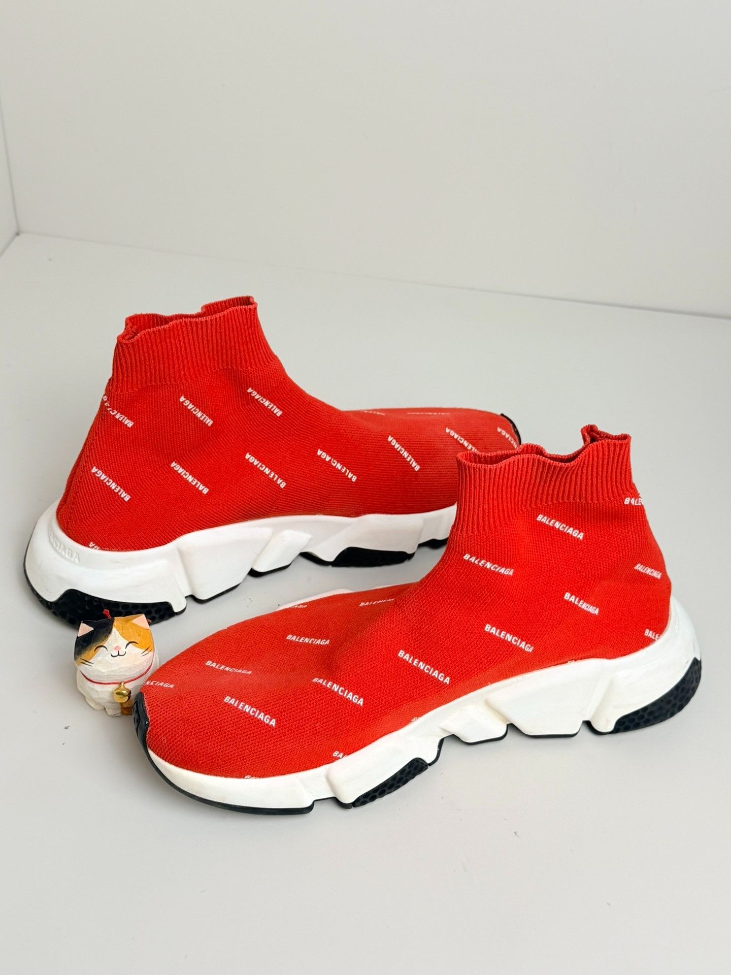 Balenciaga Balenciaga Retro Red Hitop Sneakers us_7 Women Size US 7 / IT 37 - 5 Thumbnail