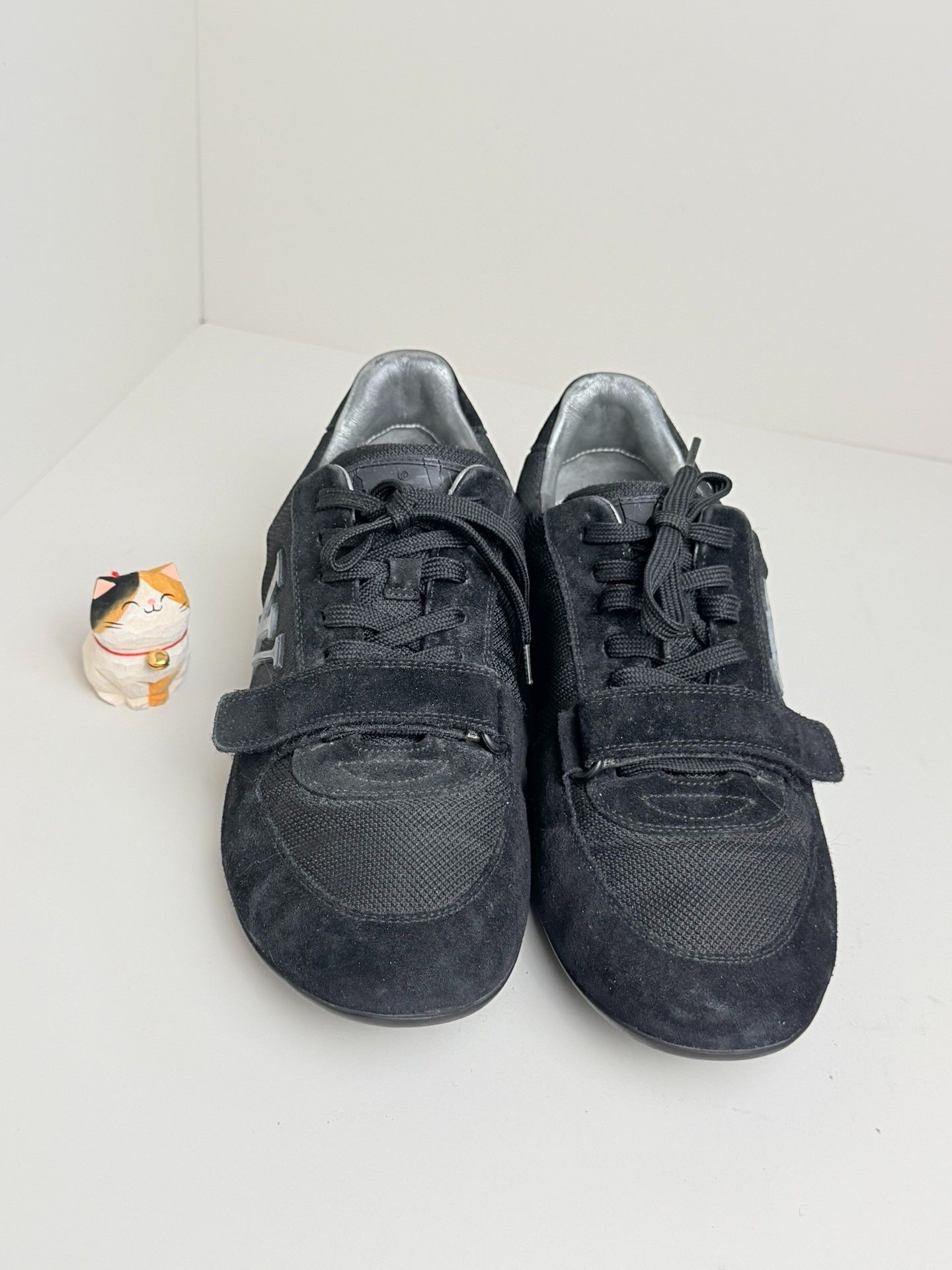Louis Vuitton Louis Vuitton Casual Lowtop Sneakers 6 Men Size US 6 / EU 39 - 3 Thumbnail