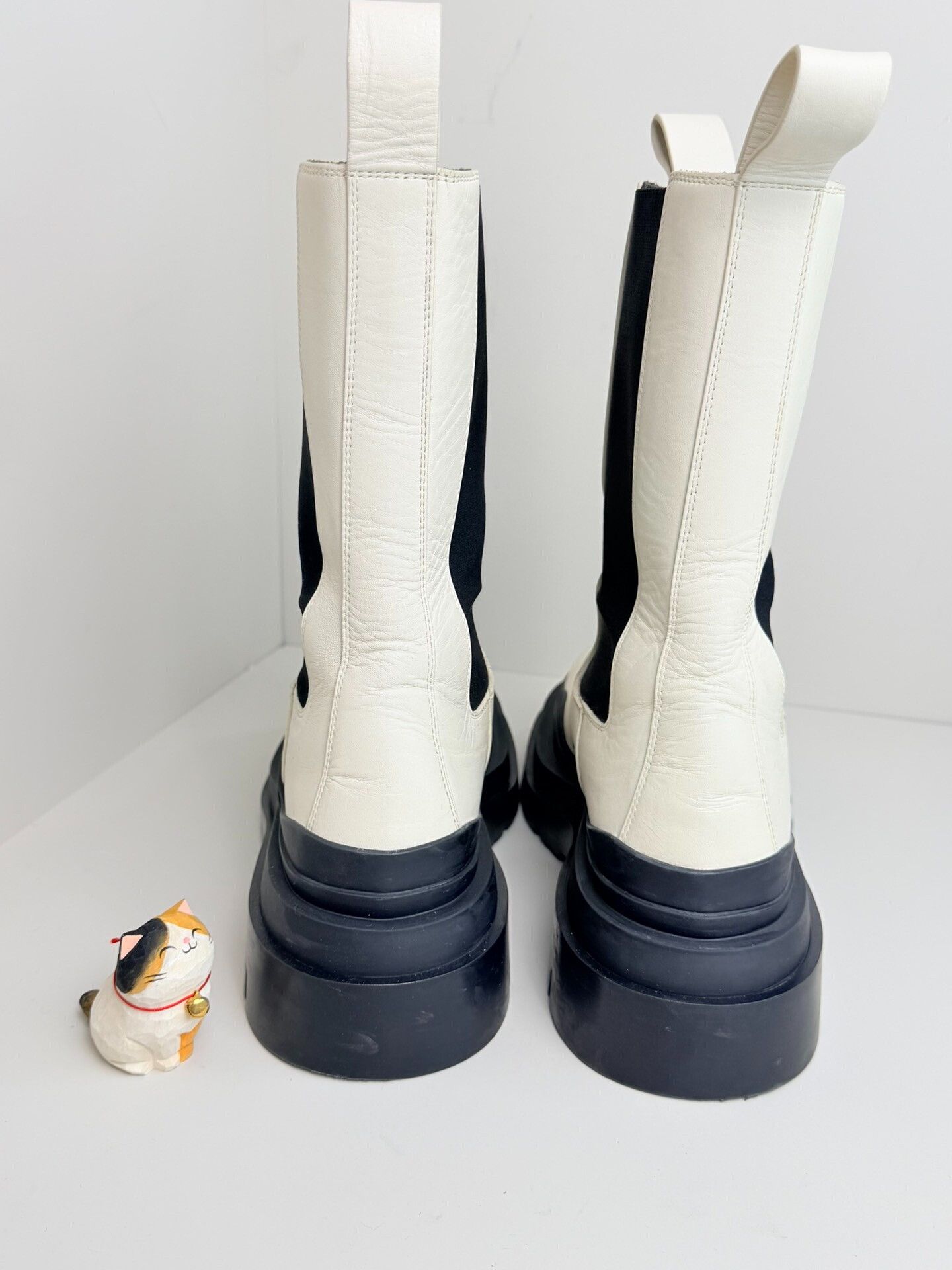 Bottega Veneta Bottega Veneta White Boots us_9 Women Size US 9 / IT 39 - 4 Thumbnail