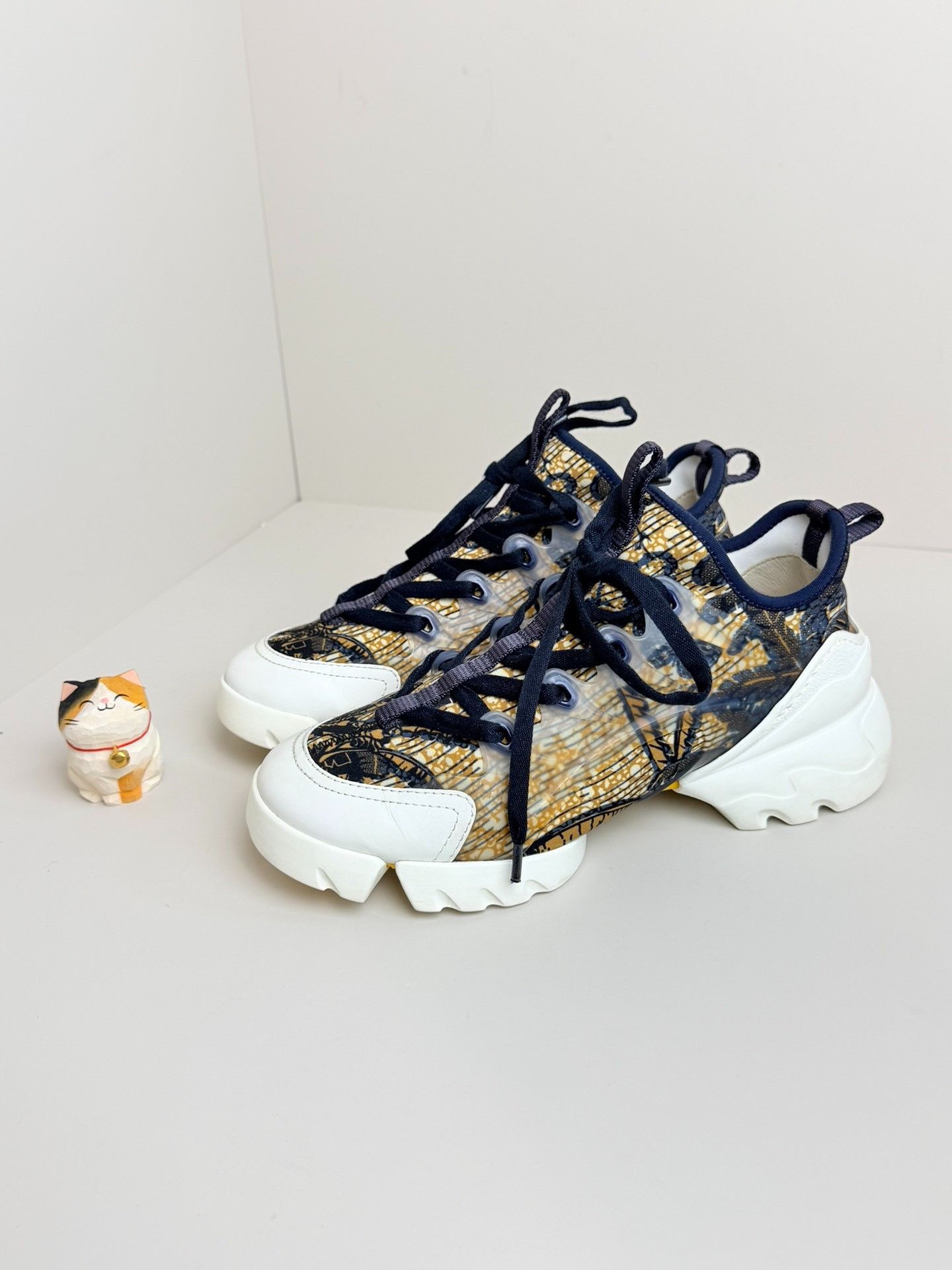 Dior Dior Printed Lowtop Sneakers us_5-5 Women Size US 5.5 / IT 35.5 - 2 Thumbnail