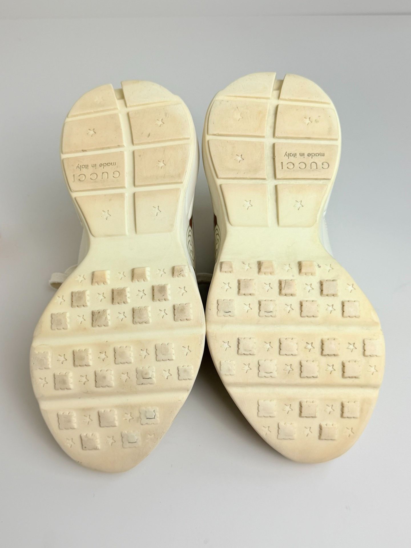 Gucci Gucci White Lowtop Sneakers us_6-5 Women Size US 6.5 / IT 36.5 - 6 Thumbnail