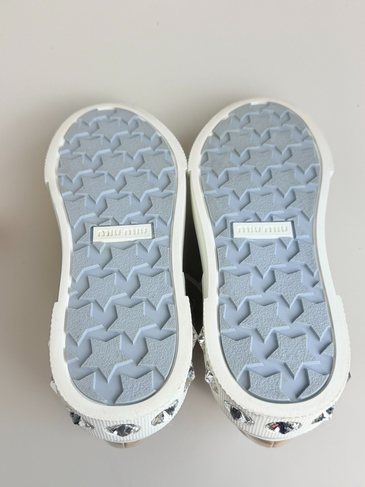 Miu Miu Miu Miu Beige Lowtop Sneakers us_5-5 Women Size US 5.5 / IT 35.5 - 6 Thumbnail