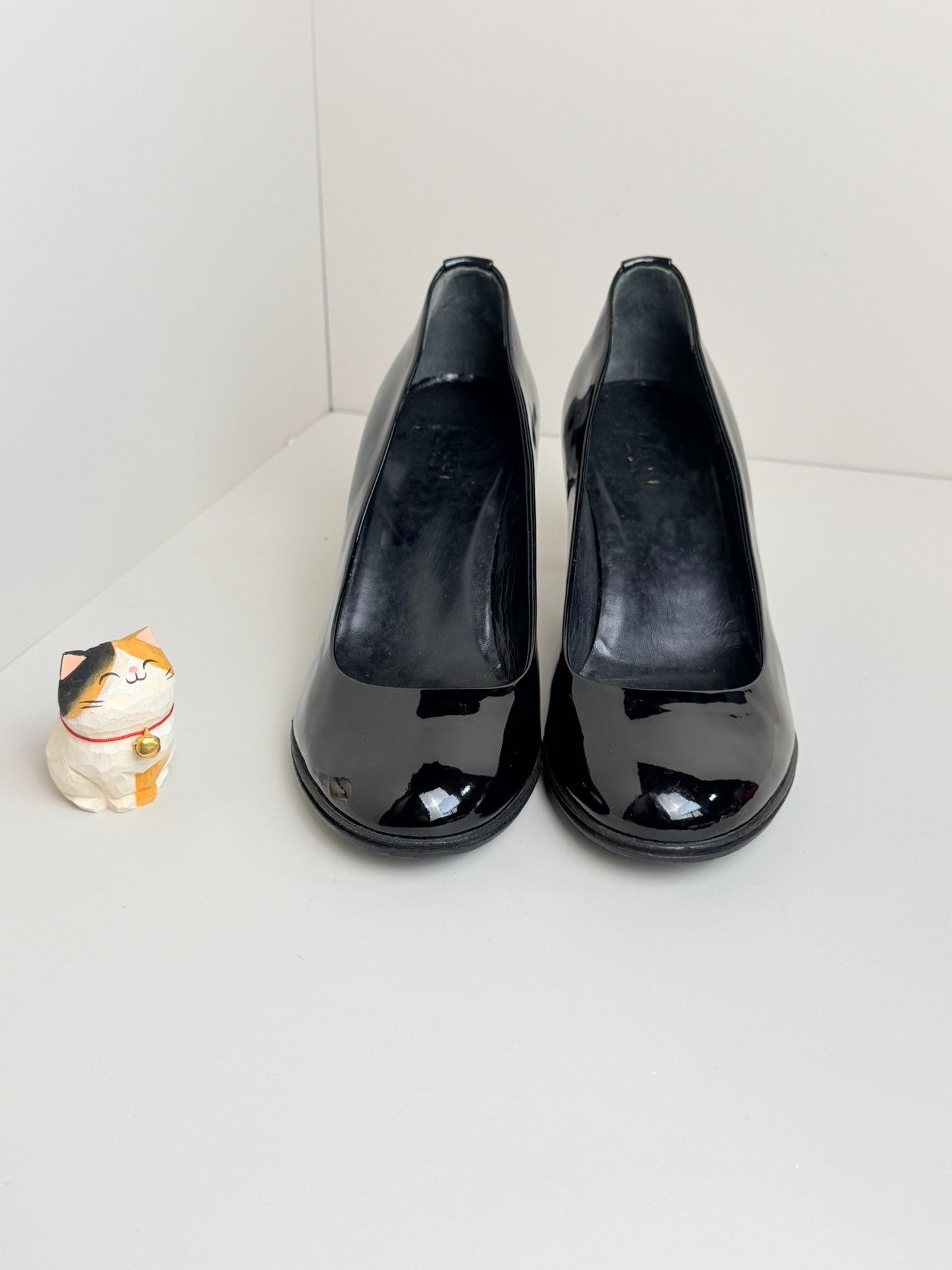 Gucci Gucci Black Lowtop Sneakers us_7 Women Size US 7 / IT 37 - 3 Thumbnail