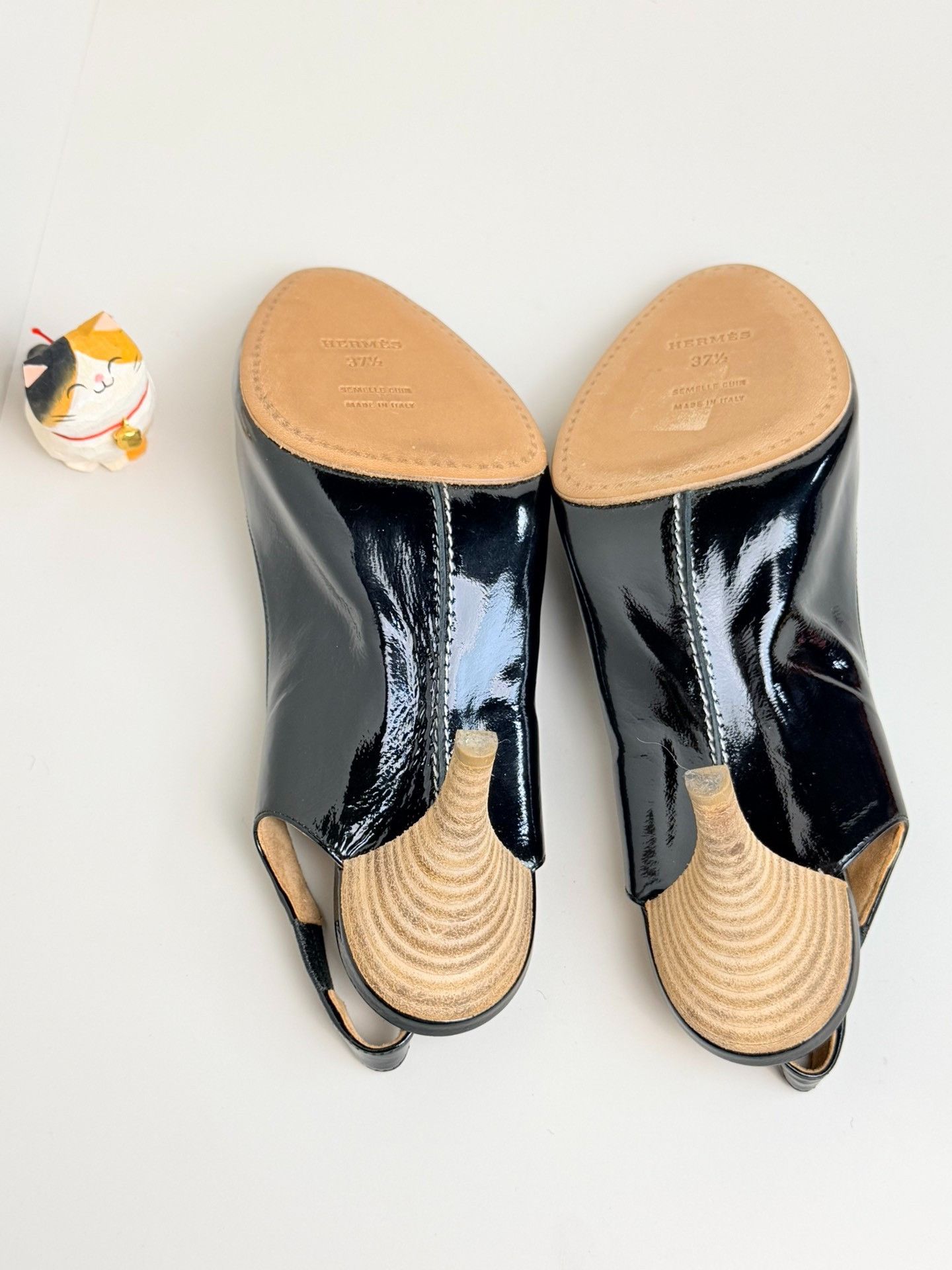 Hermes Hermes Leather Sandals us_7-5 Women Size US 7.5 / IT 37.5 - 7 Thumbnail