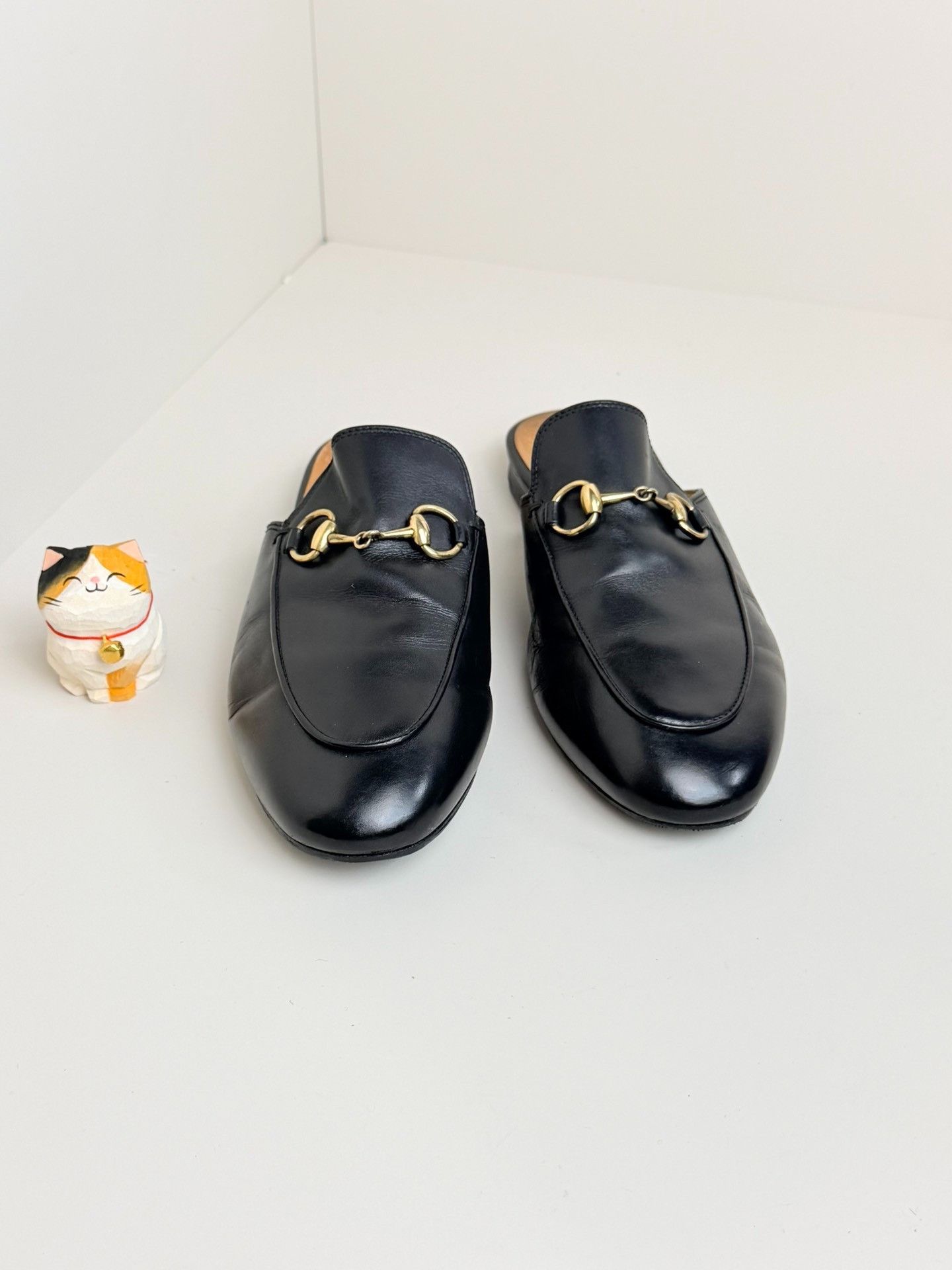 Gucci Gucci Gold Sandals us_5-5 Women Size US 5.5 / IT 35.5 - 3 Thumbnail