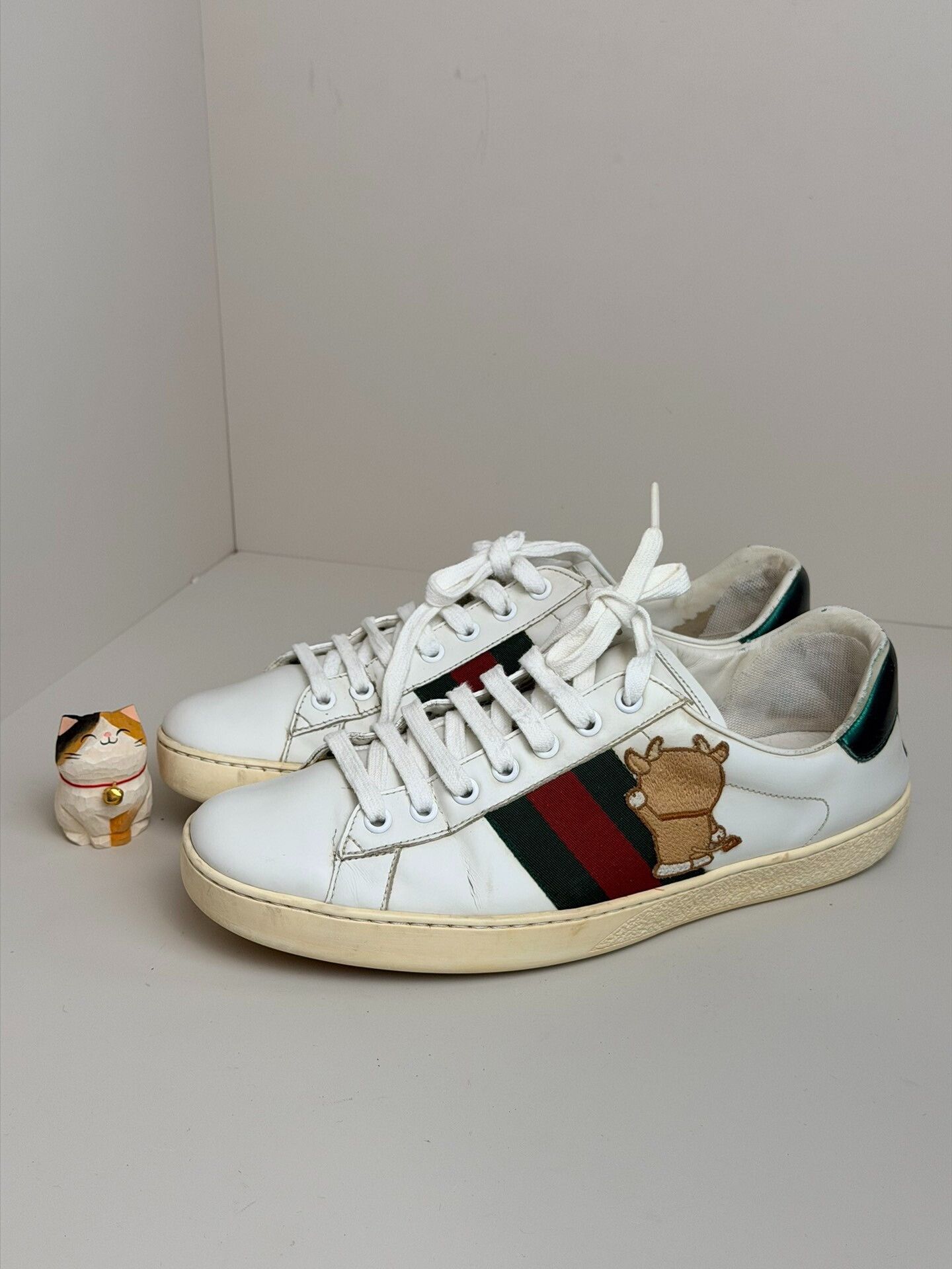 Gucci Gucci Embroidered White Lowtop Sneakers 7.5 Men Size US 7.5 / EU 40-41 - 2 Thumbnail