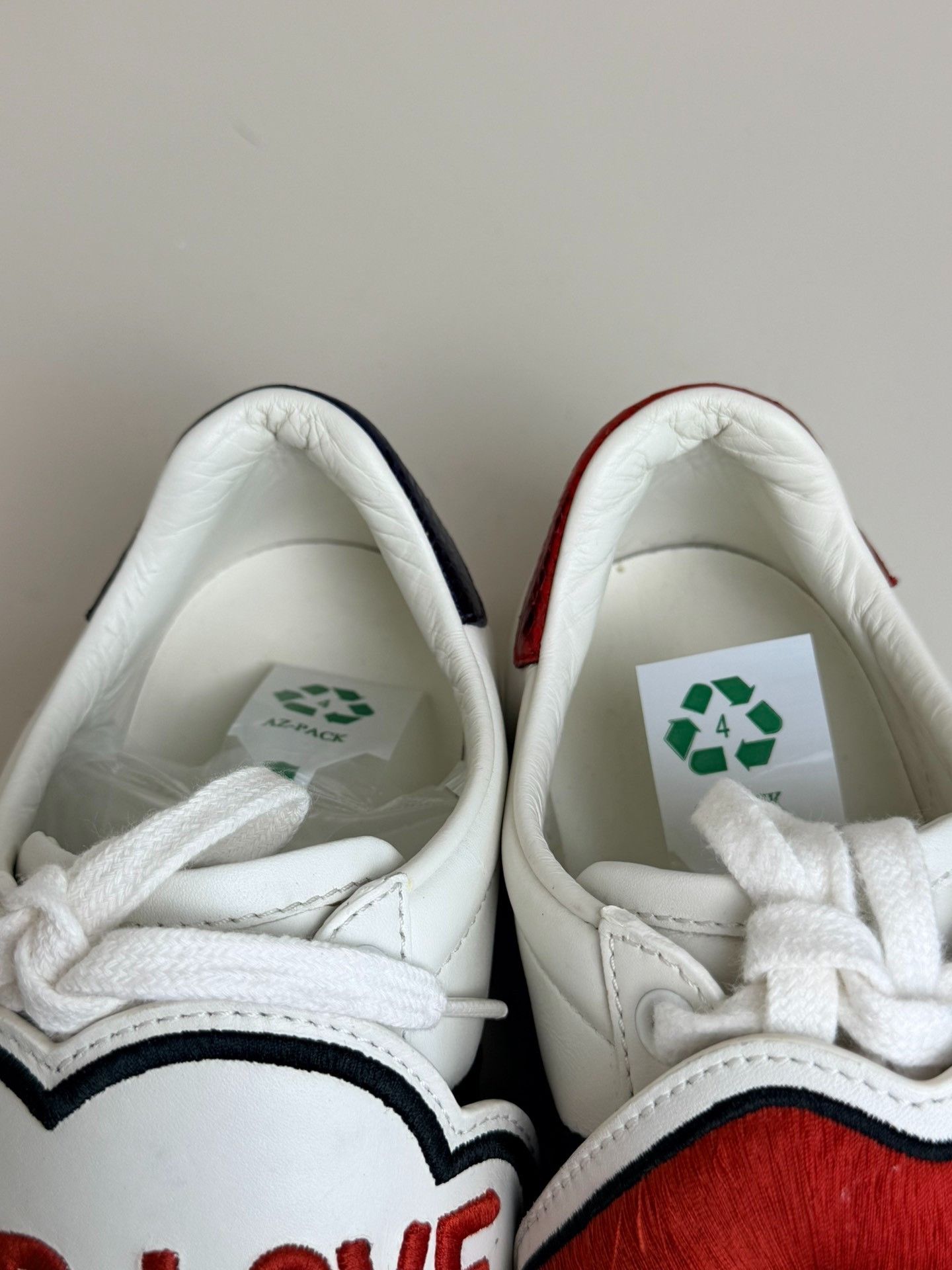 Gucci Gucci White Lowtop Sneakers us_5 Women Size US 5 / IT 35 - 6 Thumbnail