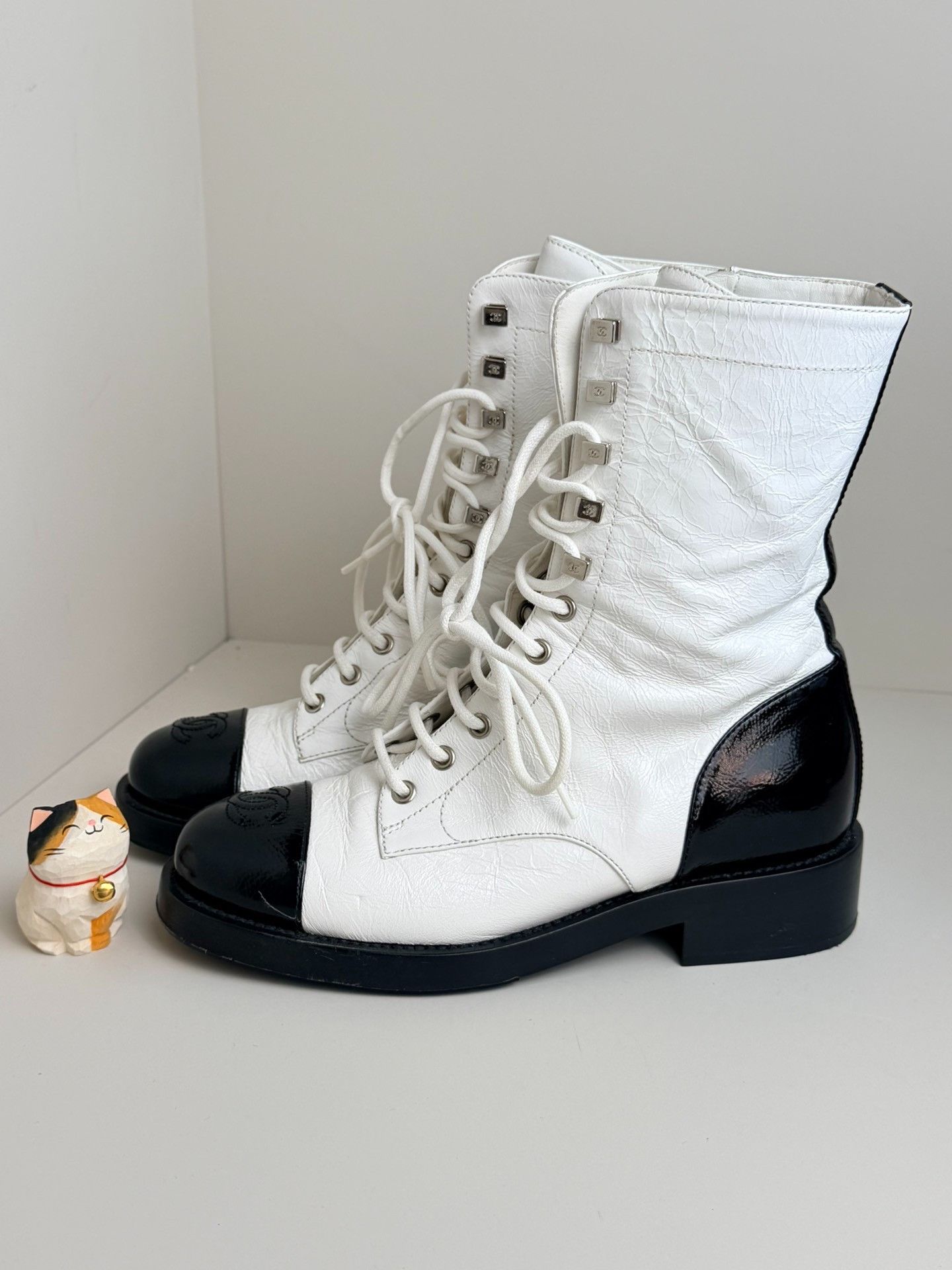 Chanel Chanel Patent Black Boots us_6-5 Women Size US 6.5 / IT 36.5 - 3 Thumbnail