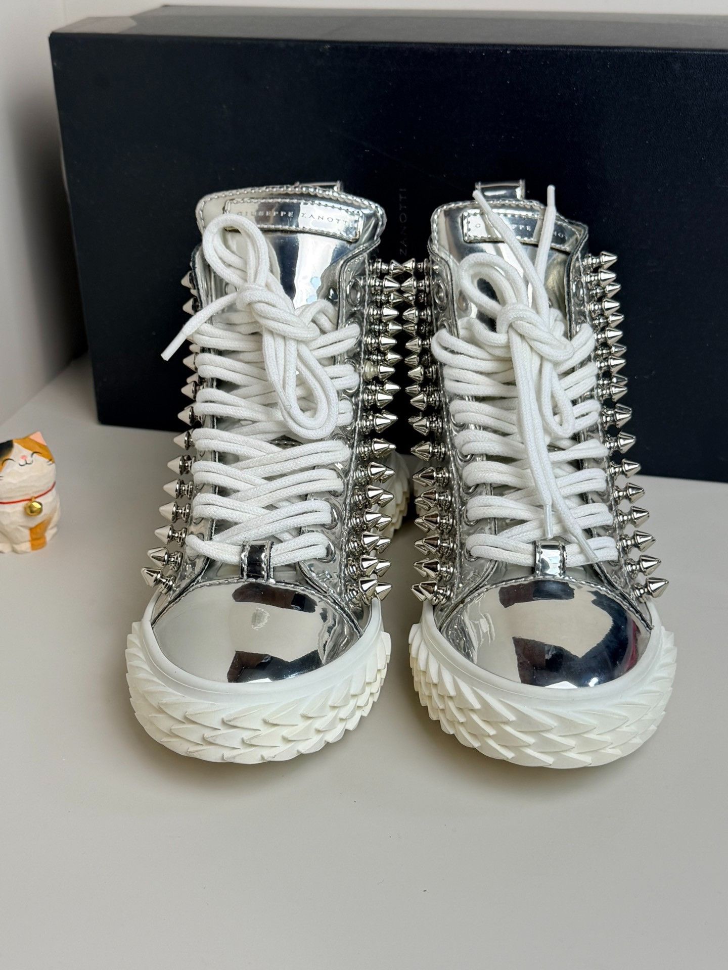 Giuseppe Zanotti Giuseppe Zanotti Silver Hitop Sneakers us_5-5 Women Size US 5.5 / IT 35.5 - 2 Thumbnail
