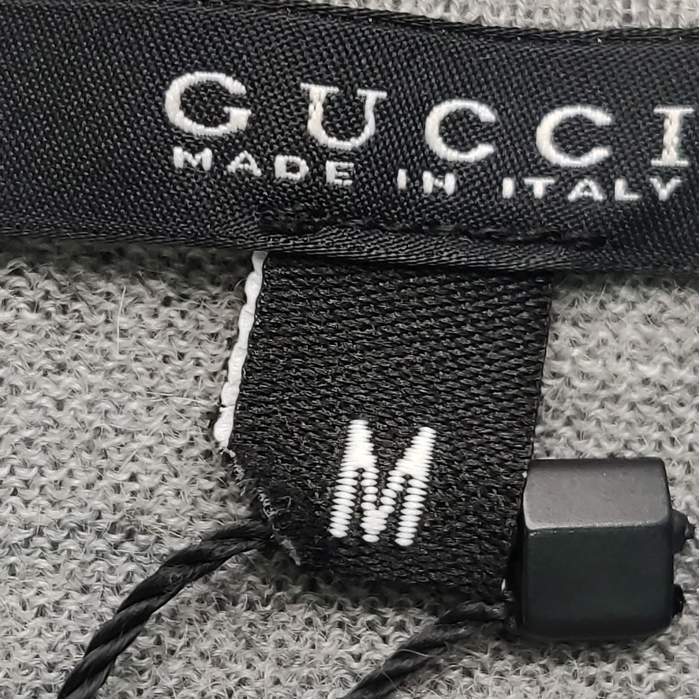 Gucci Gucci V-Neck Cashmere Sweater Size M Size US M / EU 48-50 / 2 - 11 Thumbnail