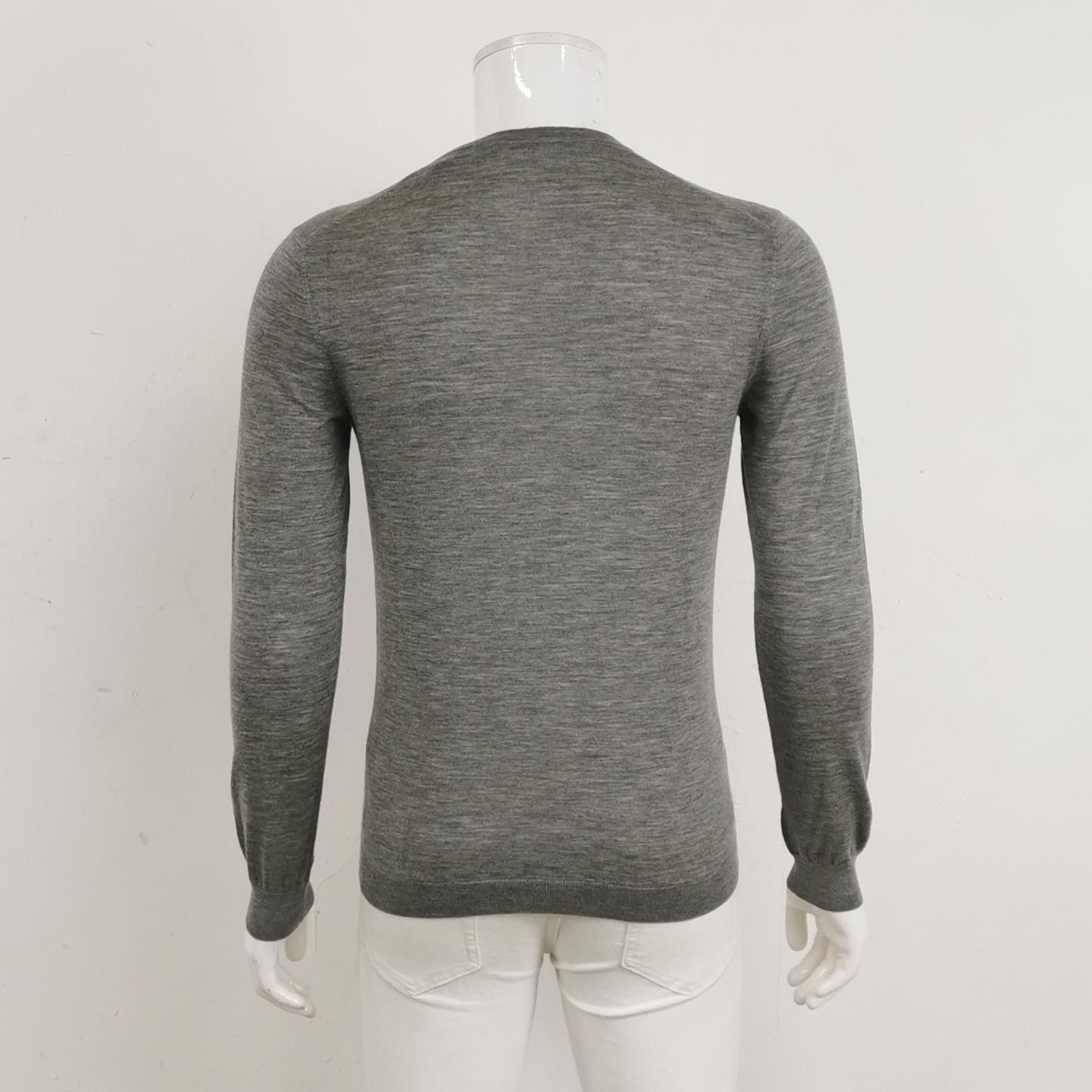 Gucci Gucci V-Neck Cashmere Sweater Size M Size US M / EU 48-50 / 2 - 2 Thumbnail