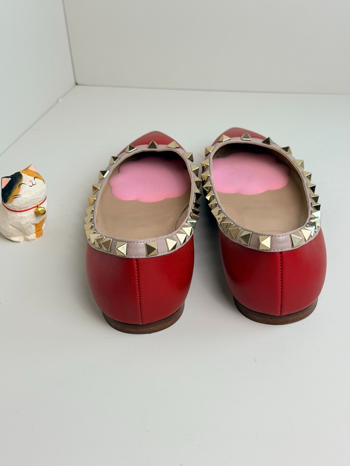 Valentino Valentino Red Lowtop Sneakers us_7 Women Size US 7 / IT 37 - 4 Thumbnail