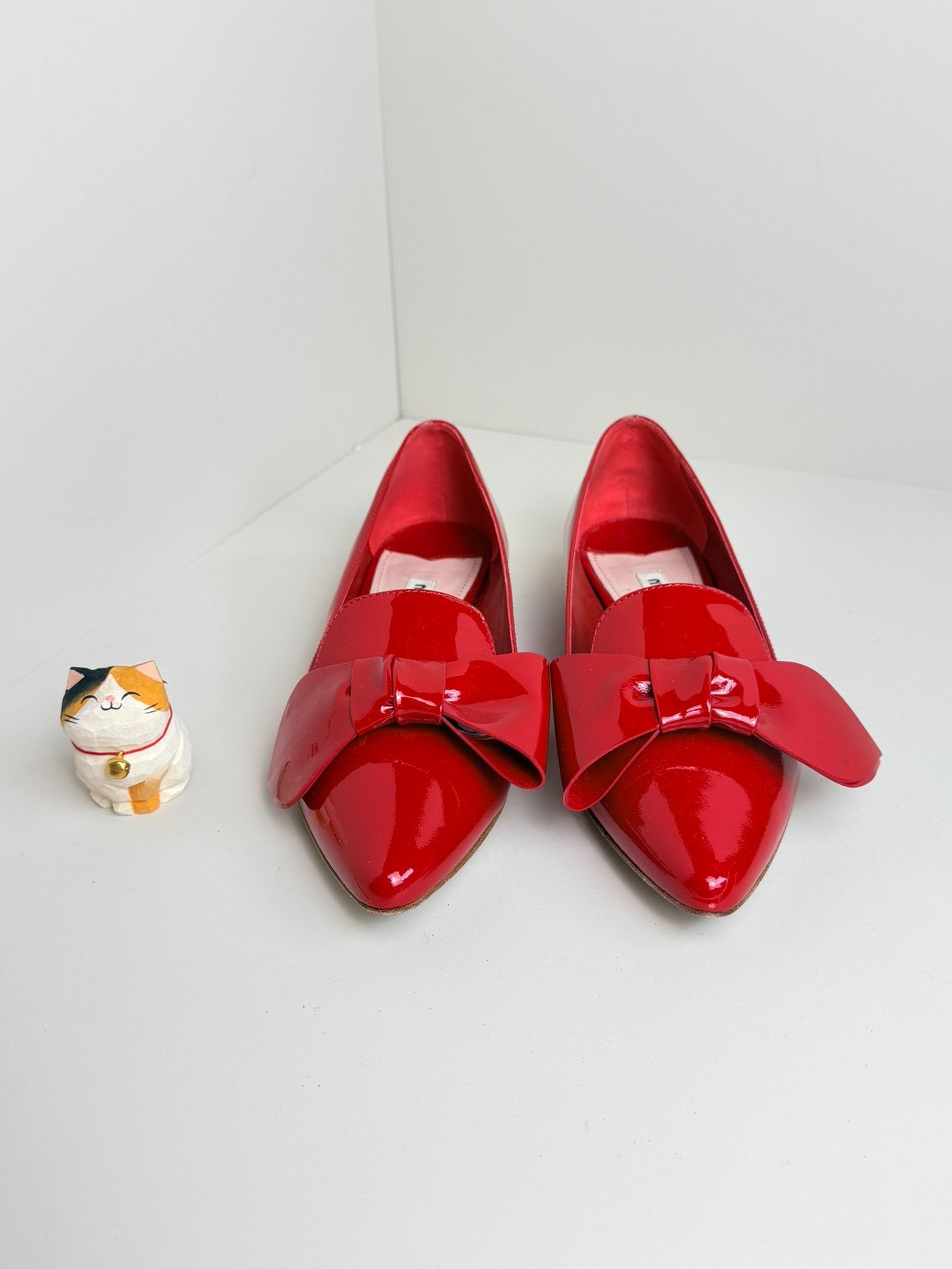 Miu Miu Miu Miu Patent Red Lowtop Sneakers us_6 Women Size US 6 / IT 36 - 4 Thumbnail