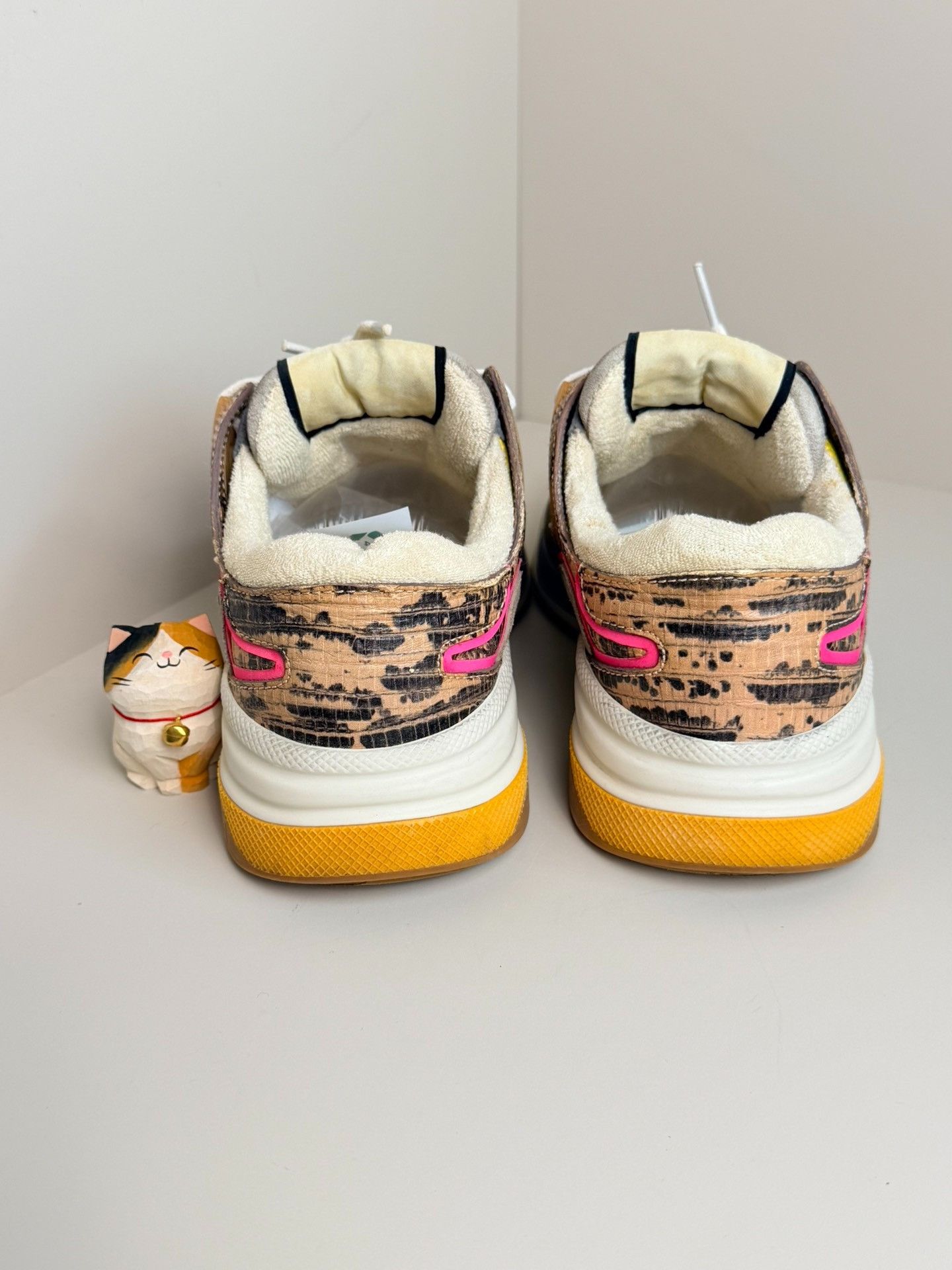 Gucci Gucci Animal Print Lowtop Sneakers us_6 Women Size US 6 / IT 36 - 4 Thumbnail