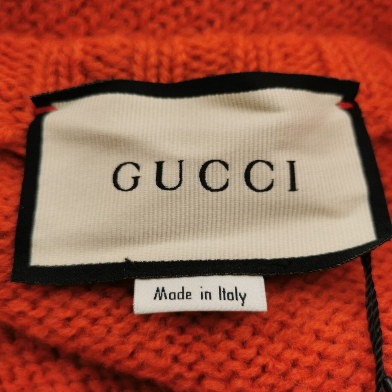 Gucci Gucci Logo Patch V-Neck Wool Sweater S Size US S / EU 44-46 / 1 - 6 Thumbnail