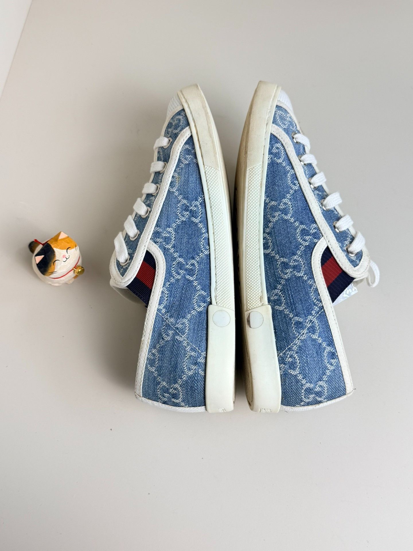 Gucci Gucci Denim Lowtop Sneakers us_6 Women Size US 6 / IT 36 - 4 Thumbnail