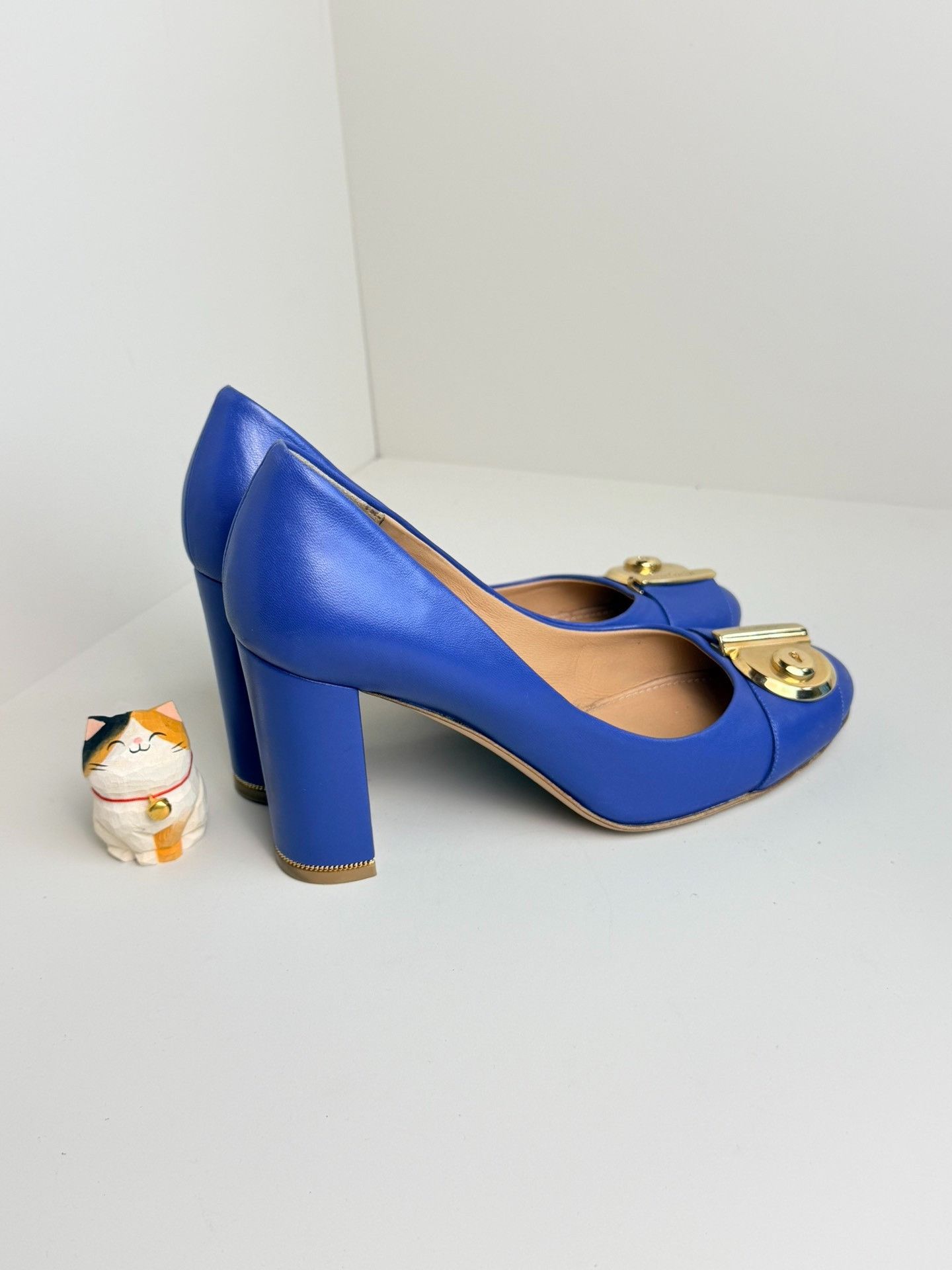 Salvatore Ferragamo Salvatore Ferragamo Leather Blue Lowtop Sneakers us_6 Women Size US 6 / IT 36 - 2 Thumbnail