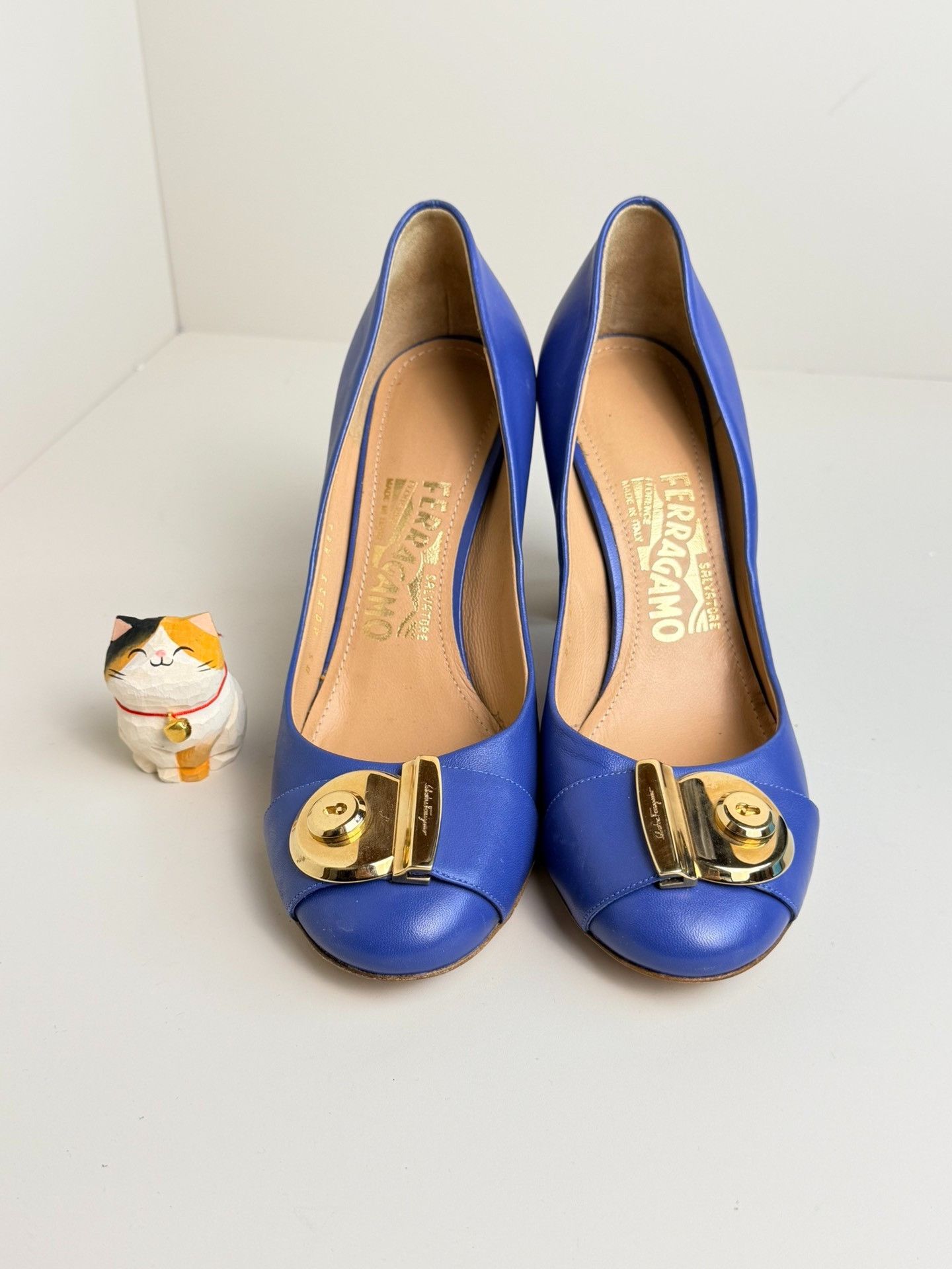Salvatore Ferragamo Salvatore Ferragamo Leather Blue Lowtop Sneakers us_6 Women Size US 6 / IT 36 - 3 Thumbnail