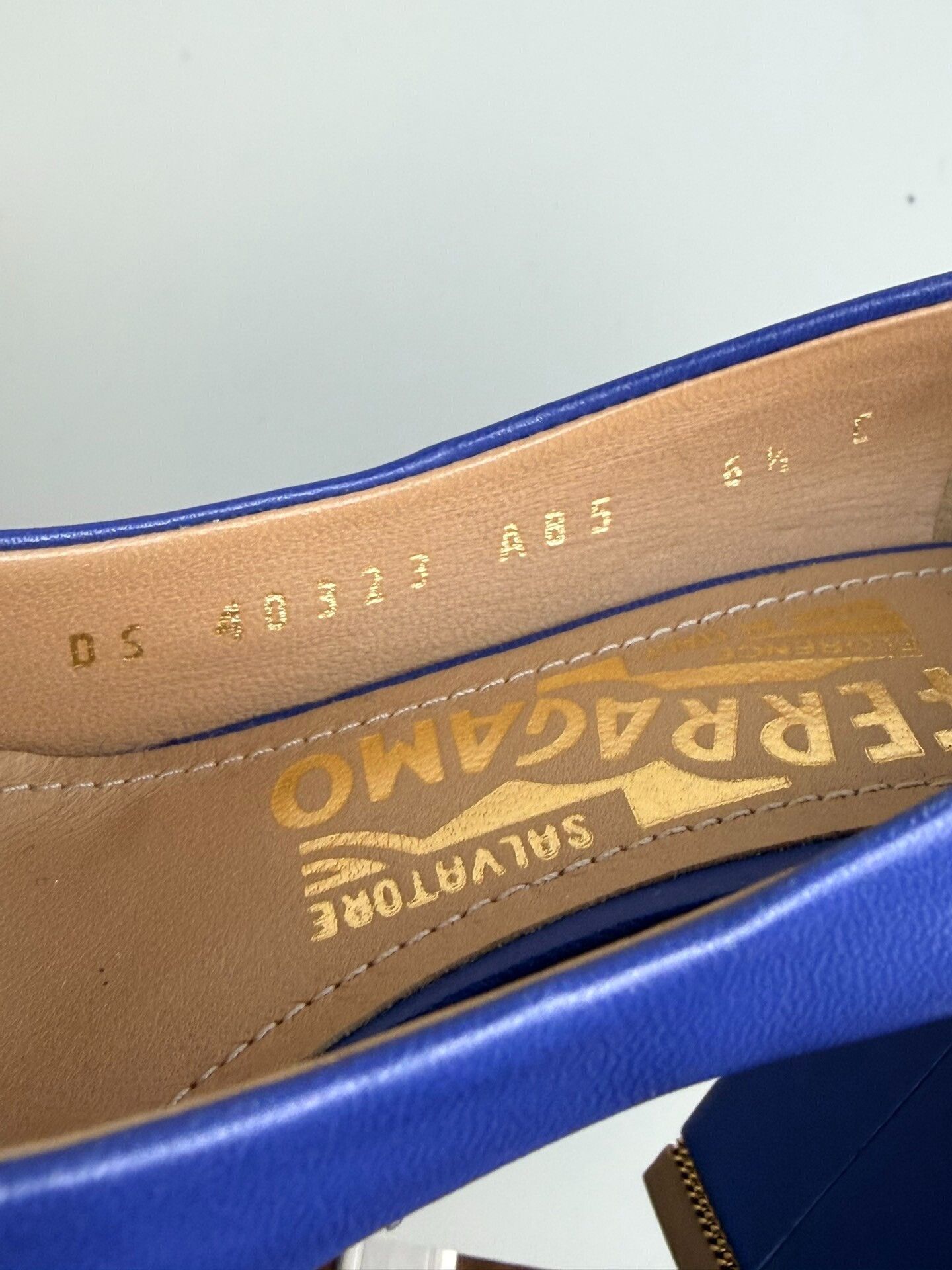 Salvatore Ferragamo Salvatore Ferragamo Leather Blue Lowtop Sneakers us_6 Women Size US 6 / IT 36 - 7 Thumbnail