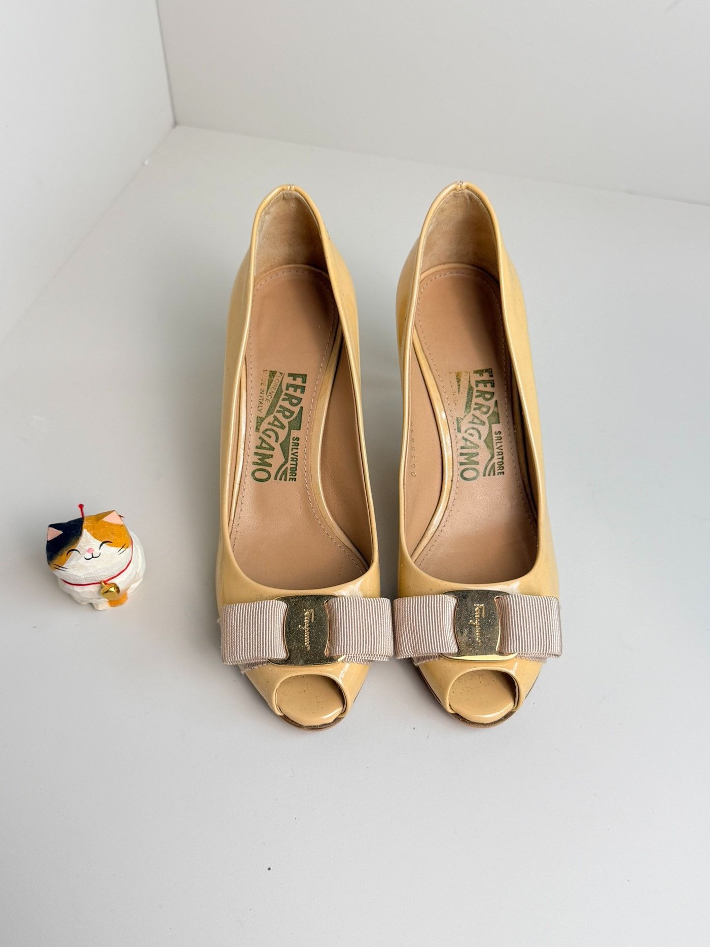 Salvatore Ferragamo Salvatore Ferragamo Pink Lowtop Sneakers us_5-5 Women Size US 5.5 / IT 35.5 - 3 Thumbnail