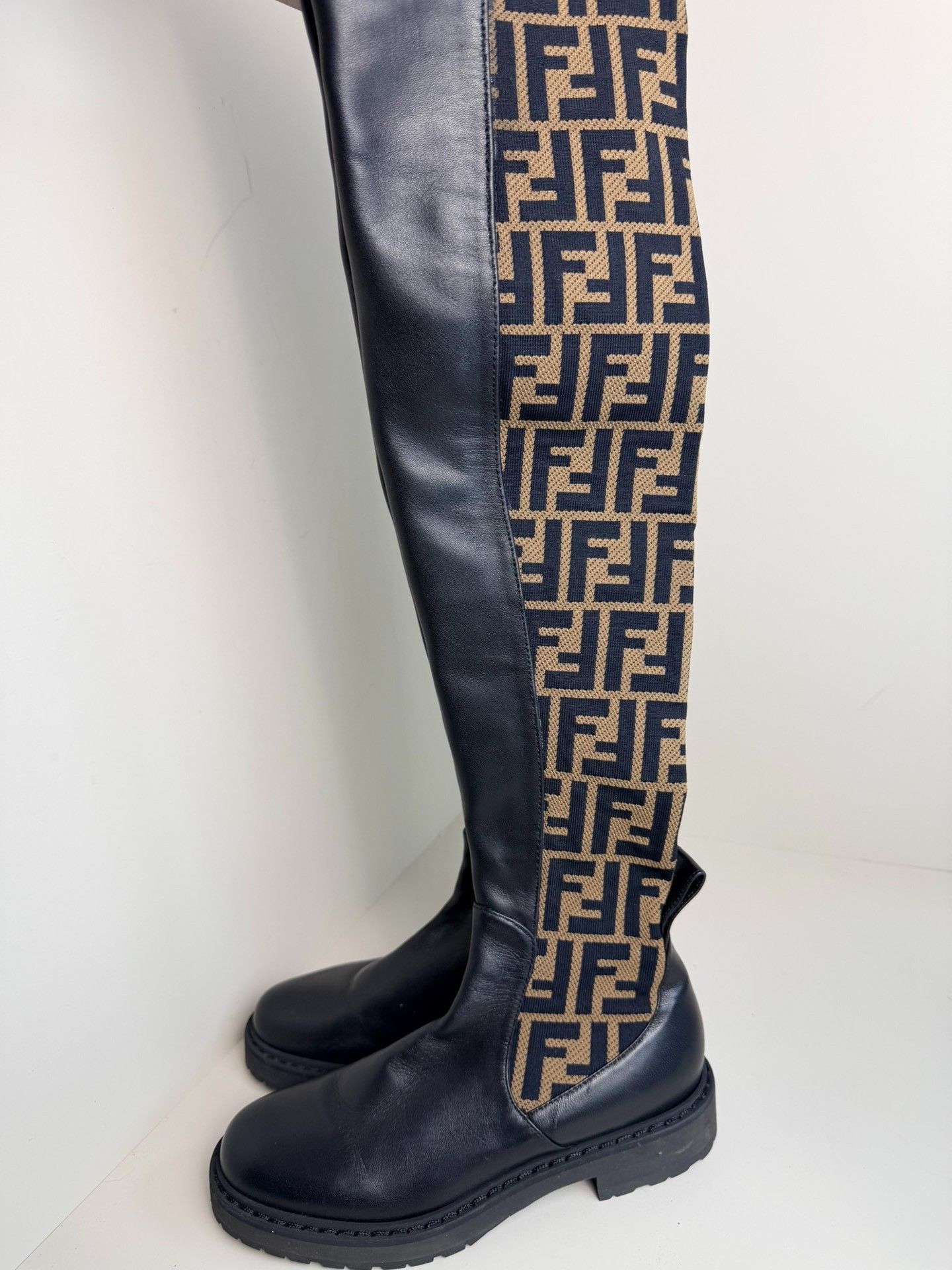 Fendi Fendi Retro Boots us_5 Women Size US 5 / IT 35 - 2 Thumbnail