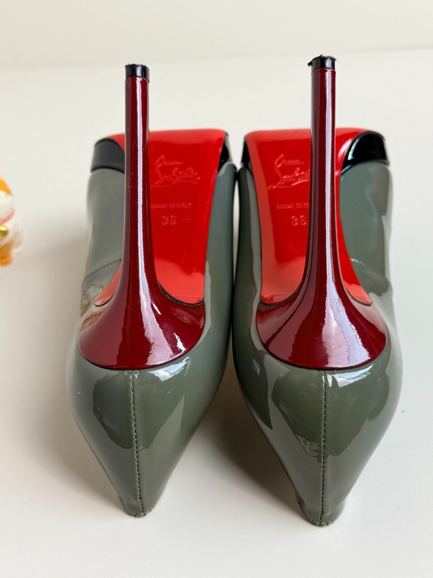 Christian Louboutin Christian Louboutin Patent Gray Lowtop Sneakers us_6 Women Size US 6 / IT 36 - 6 Thumbnail