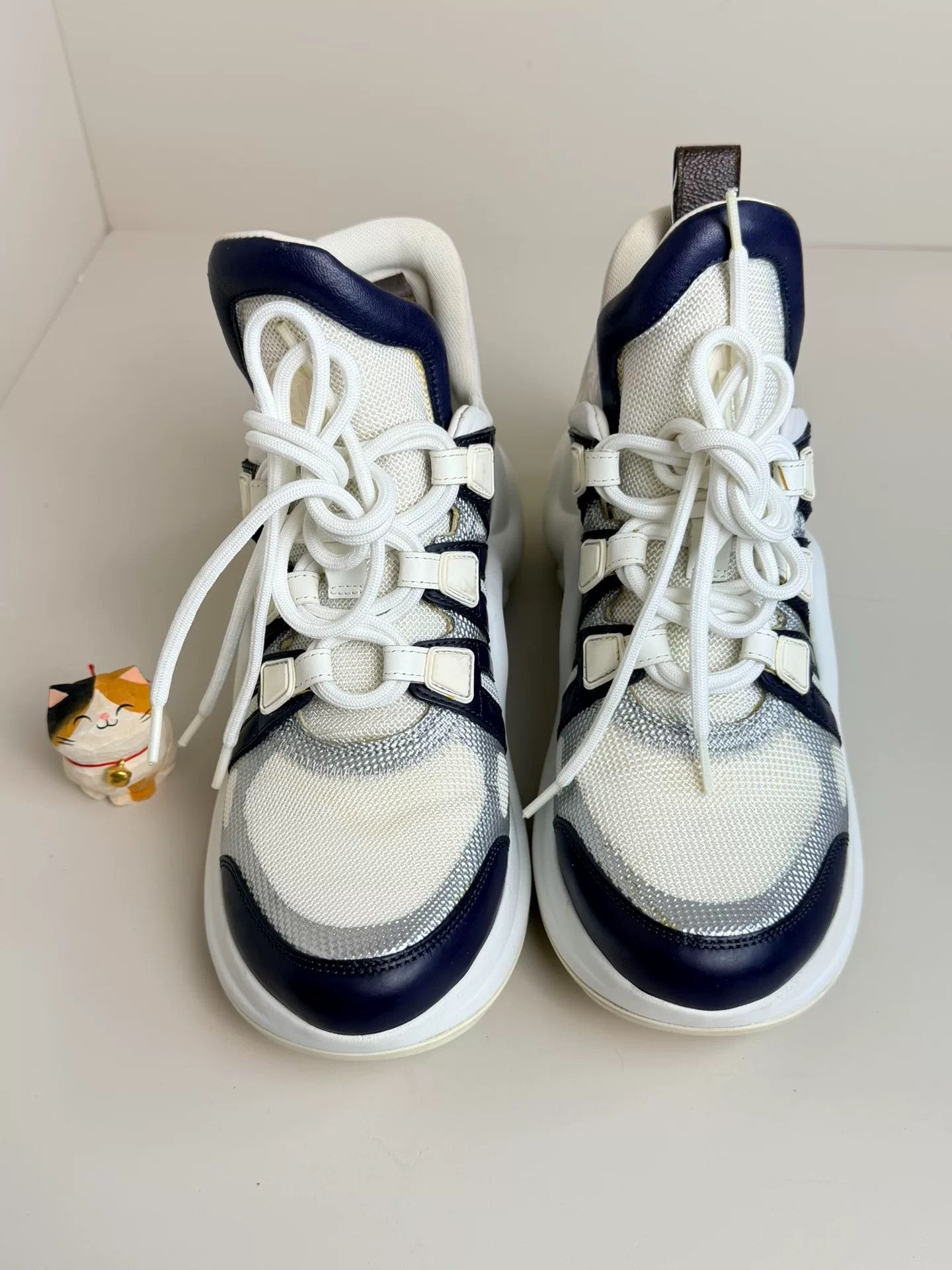 Louis Vuitton Louis Vuitton Multi Lowtop Sneakers us_6-5 Women Size US 6.5 / IT 36.5 - 2 Thumbnail