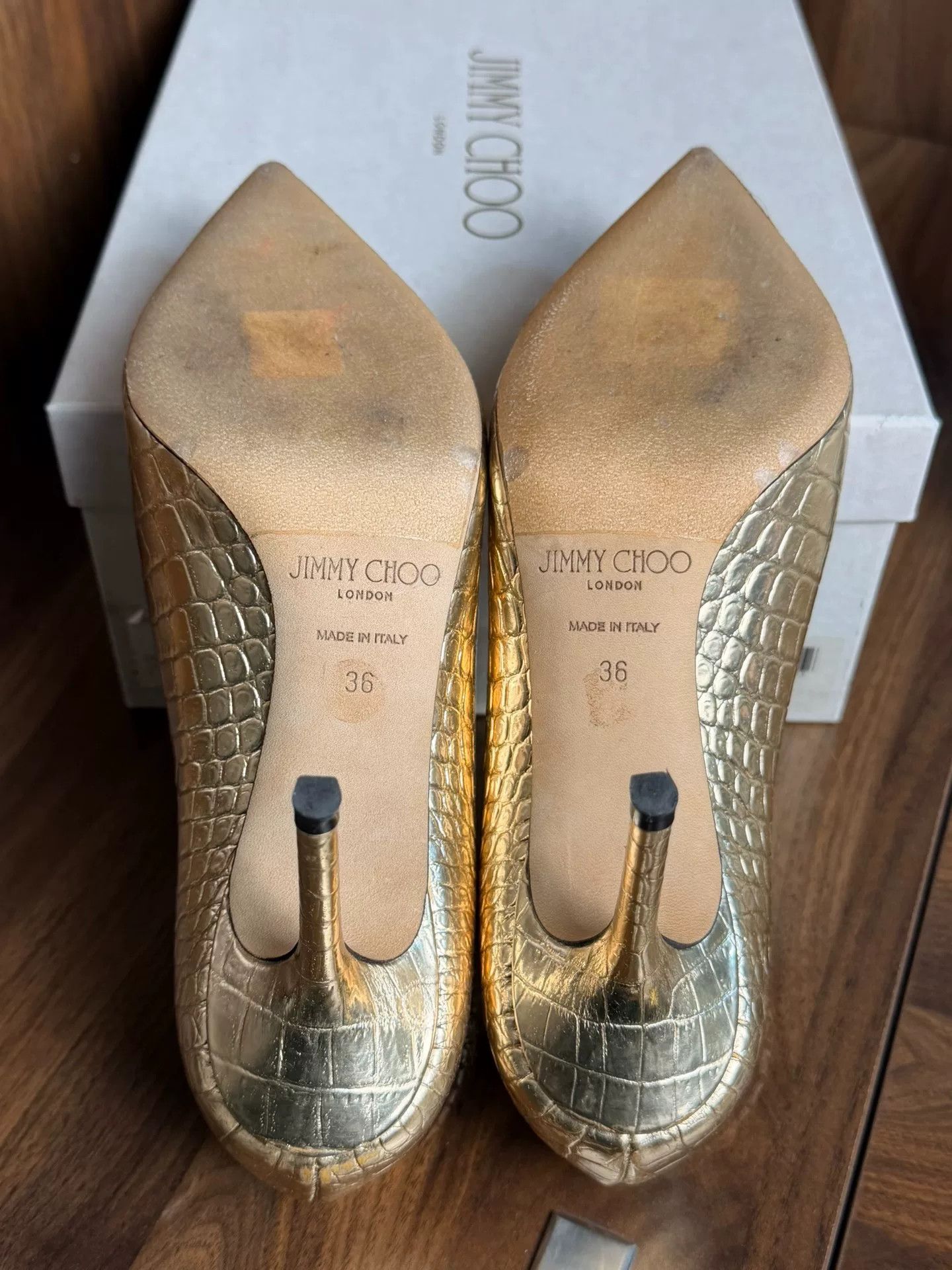 Jimmy Choo Jimmy Choo Gold Lowtop Sneakers us_7 Women Size US 7 / IT 37 - 5 Thumbnail