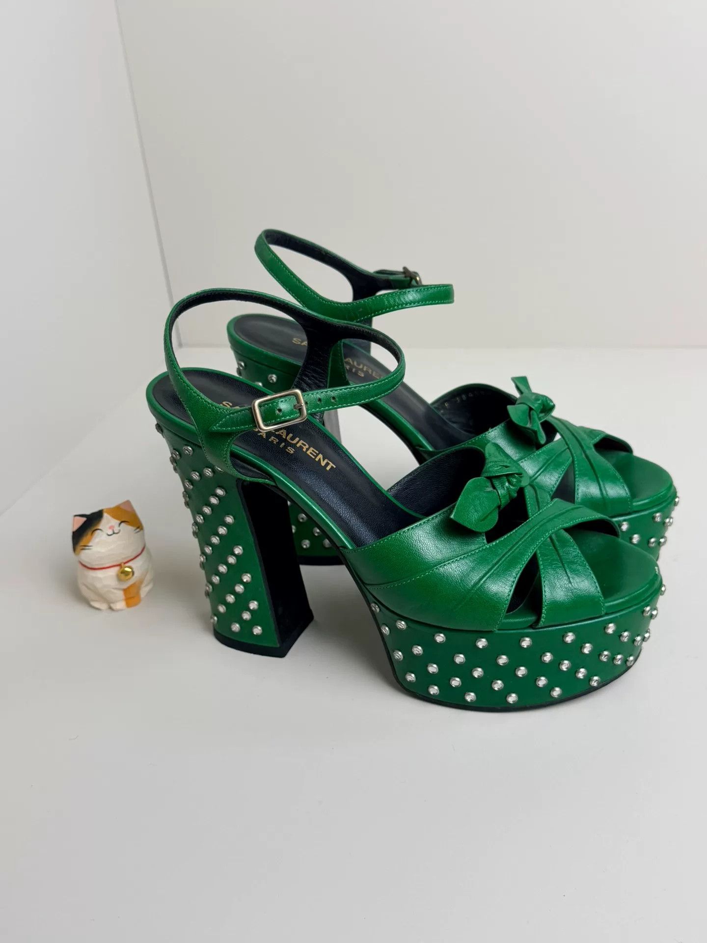 Saint Laurent Paris Saint Laurent Paris Leather Sandals us_6 Women Size US 6 / IT 36 - 2 Thumbnail