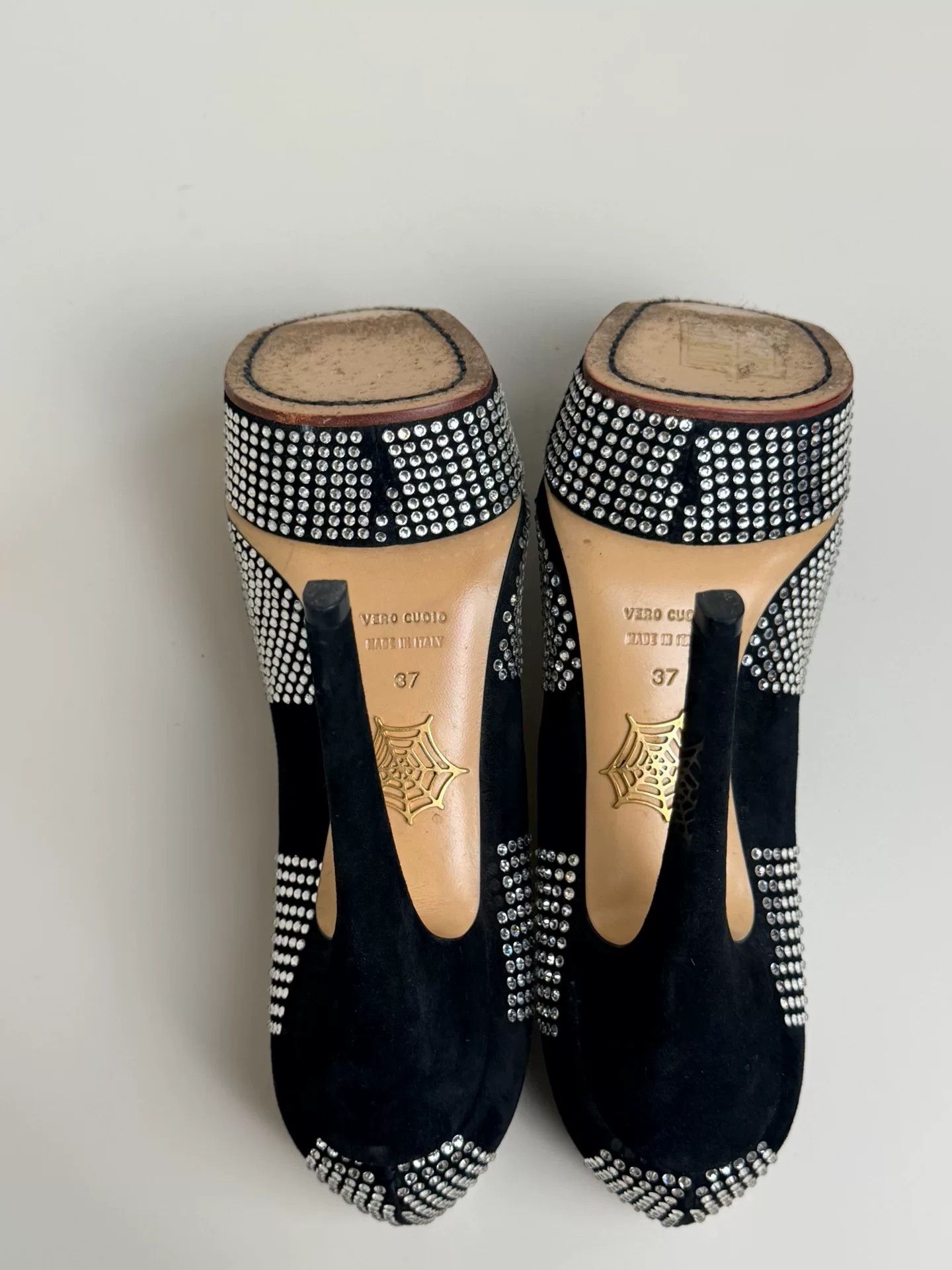 Charlotte Olympia Charlotte Olympia Waterproof Lowtop Sneakers us_7 Women Size US 7 / IT 37 - 5 Thumbnail