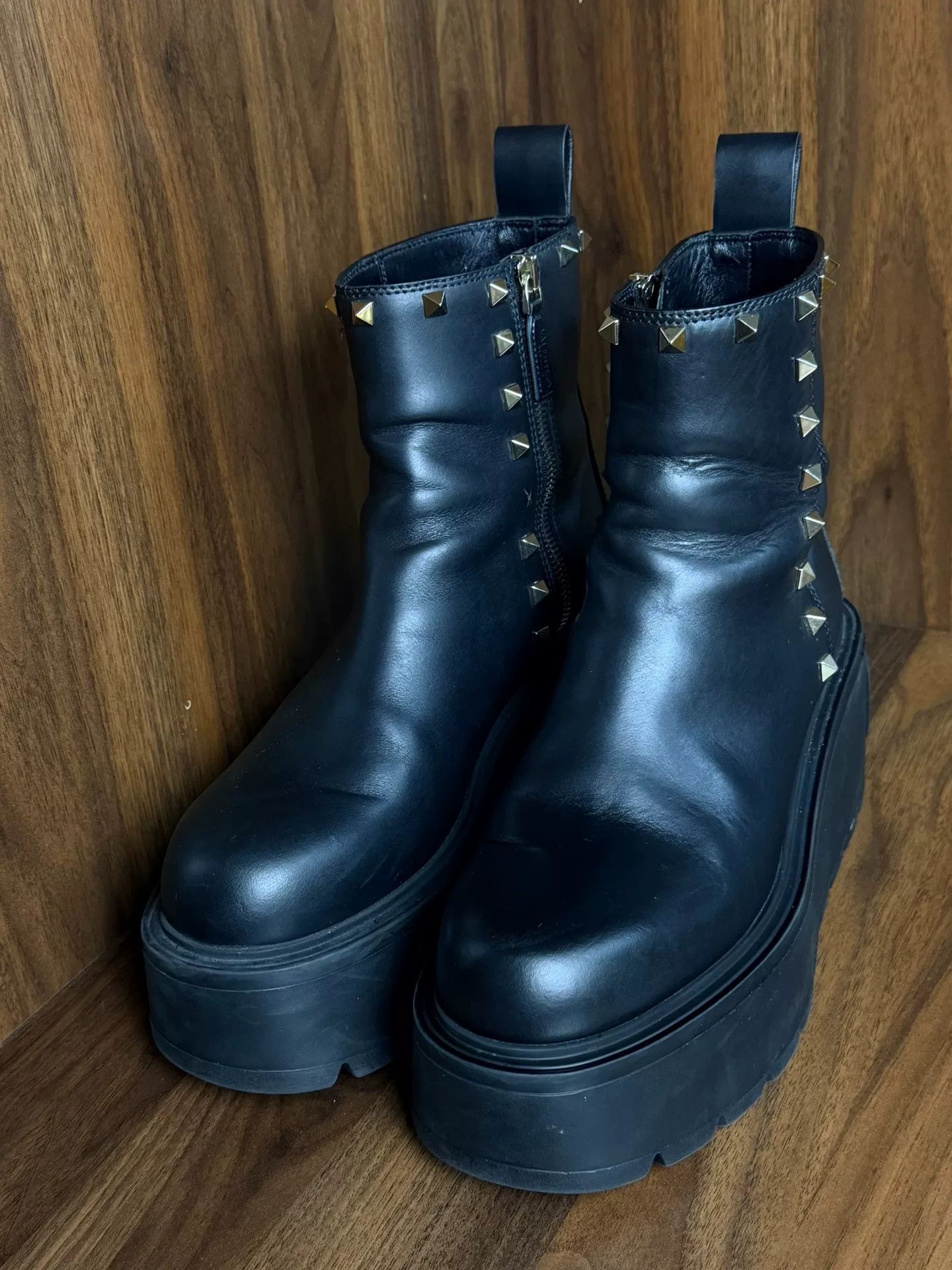 Valentino Valentino Boots us_8 Women Size US 8 / IT 38 - 2 Thumbnail