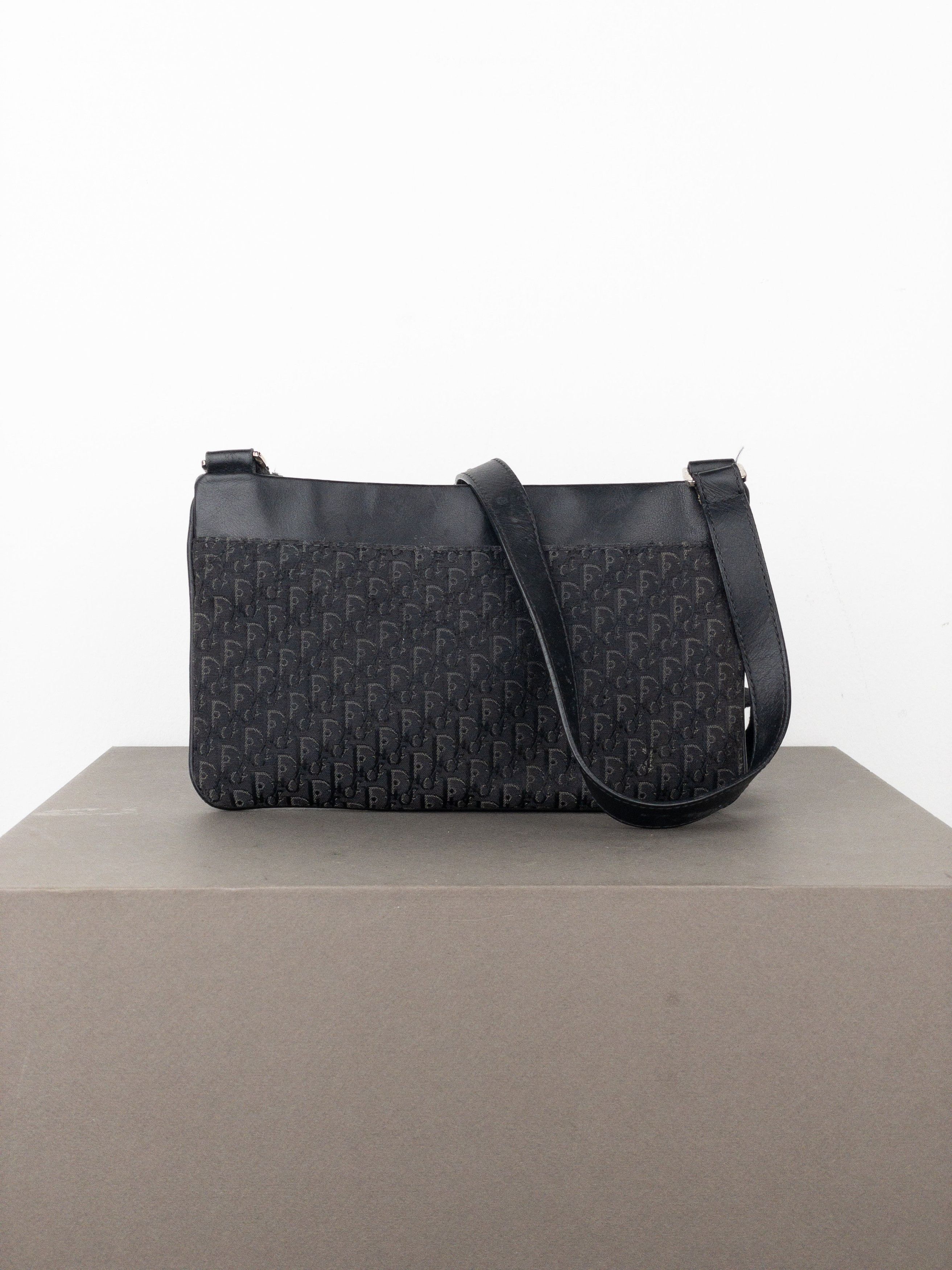 Dior by Galliano SS02 ‘Street Chic’ issimo Monogram Trotter Cross Size ONE SIZE - 3 Thumbnail