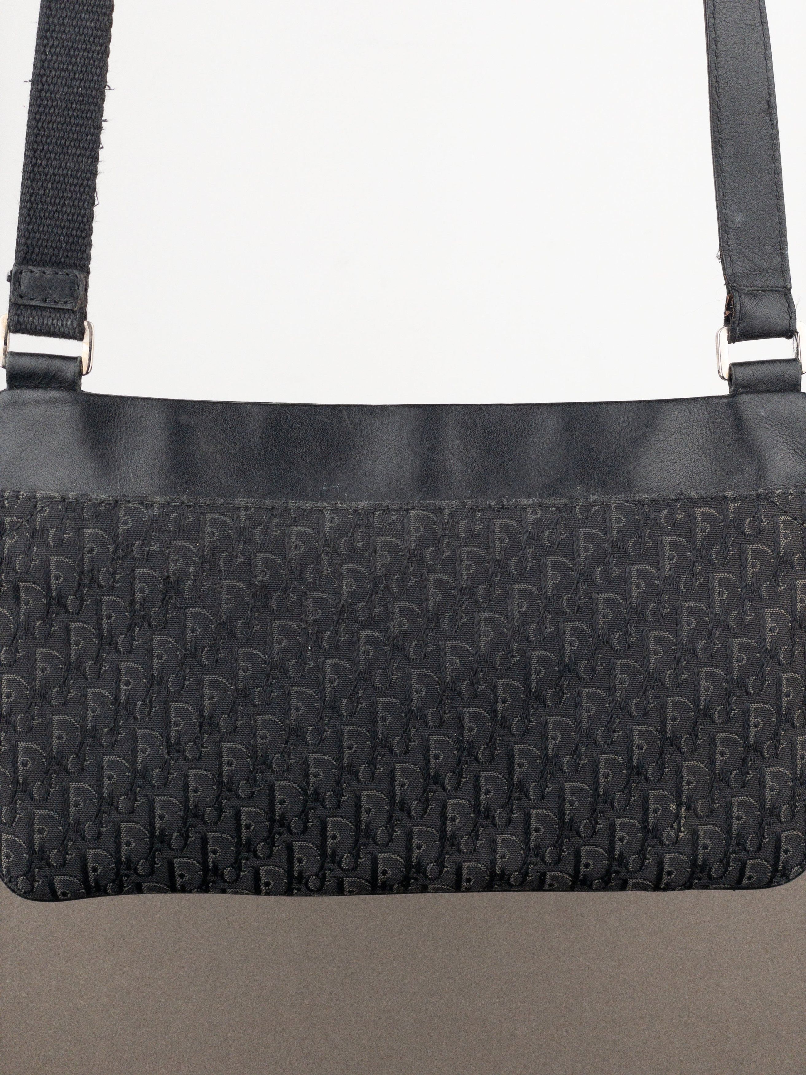Dior by Galliano SS02 ‘Street Chic’ issimo Monogram Trotter Cross Size ONE SIZE - 4 Thumbnail