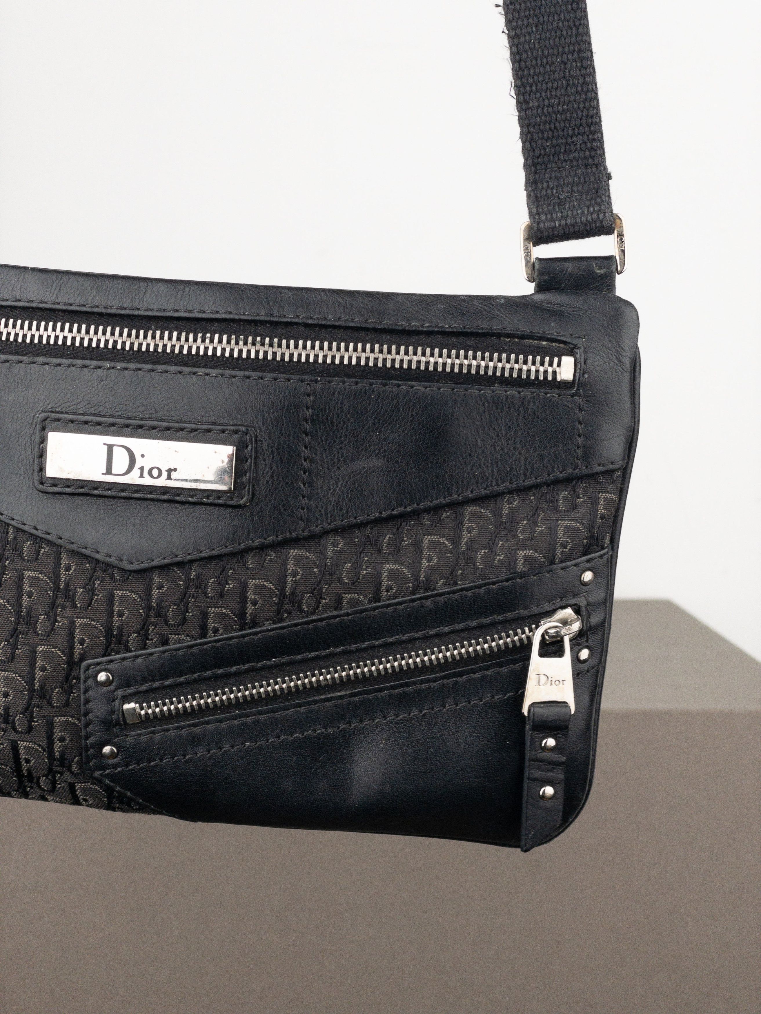 Dior by Galliano SS02 ‘Street Chic’ issimo Monogram Trotter Cross Size ONE SIZE - 5 Thumbnail