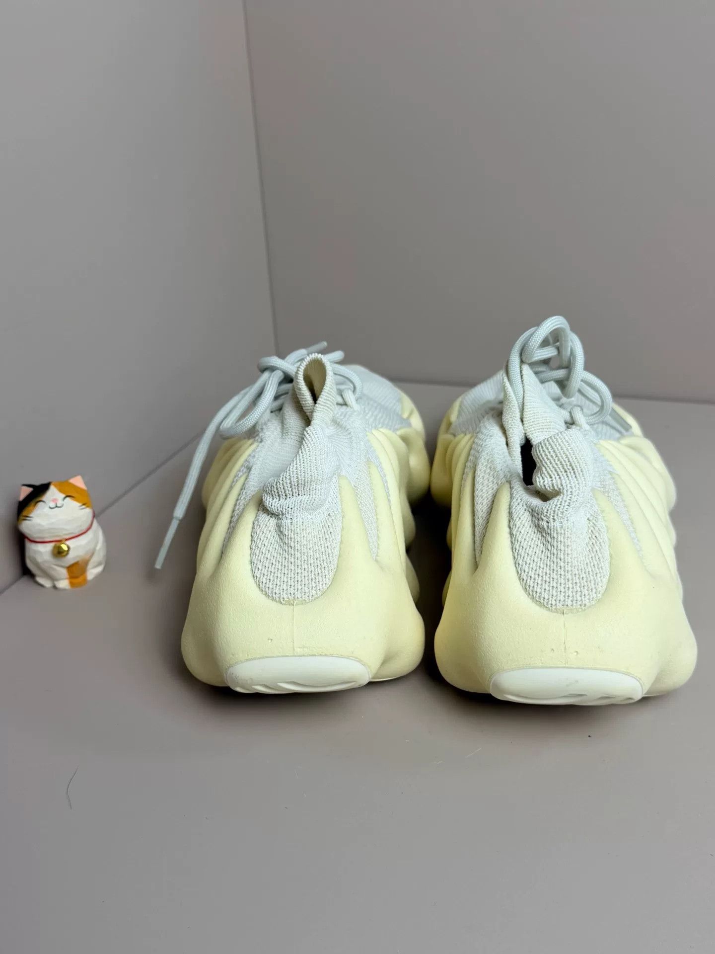 Adidas Adidas YEEZY White Lowtop Sneakers 11.5 Men Size US 11.5 / EU 44-45 - 4 Thumbnail
