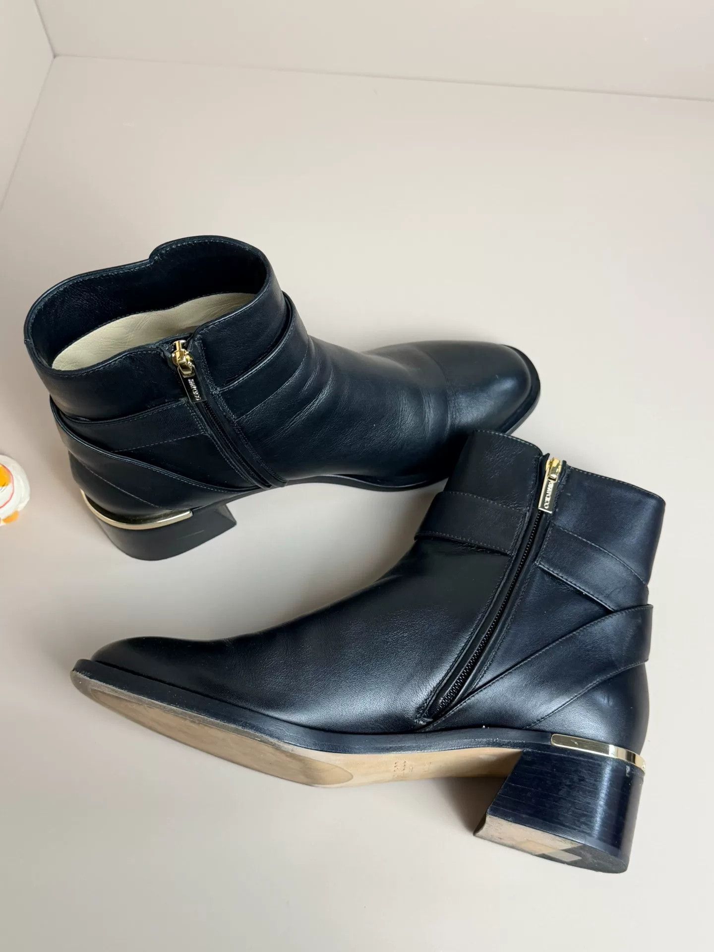 Jimmy Choo Jimmy Choo Leather Boots us_7-5 Women Size US 7.5 / IT 37.5 - 6 Thumbnail