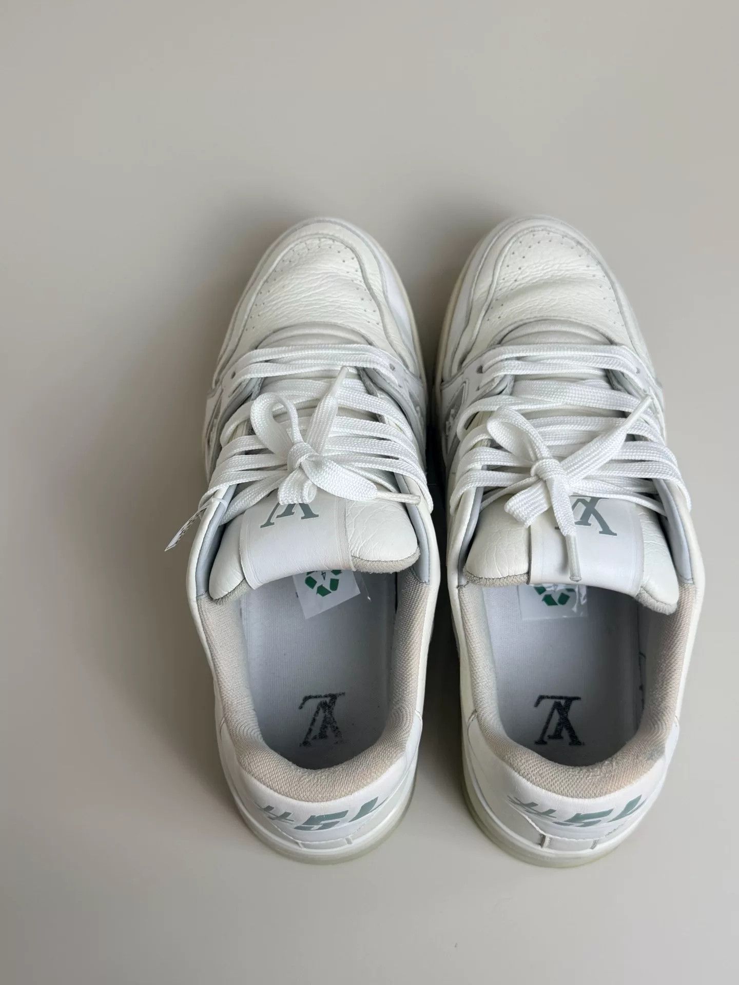 Louis Vuitton Louis Vuitton Training White Lowtop Sneakers 6.5 Men Size US 6.5 / EU 39-40 - 8 Thumbnail