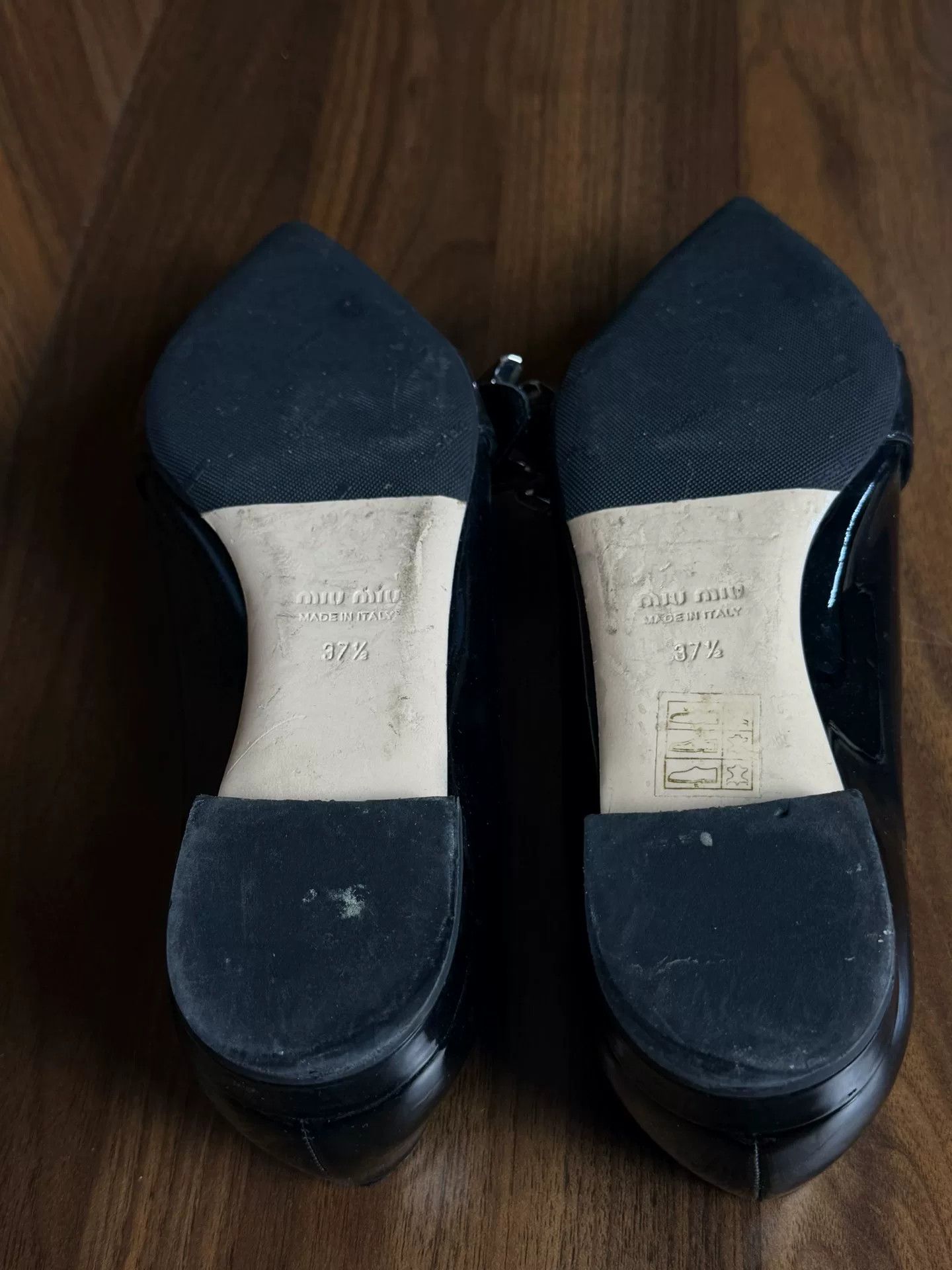 Miu Miu Miu Miu Lowtop Sneakers us_7-5 Women Size US 7.5 / IT 37.5 - 6 Thumbnail