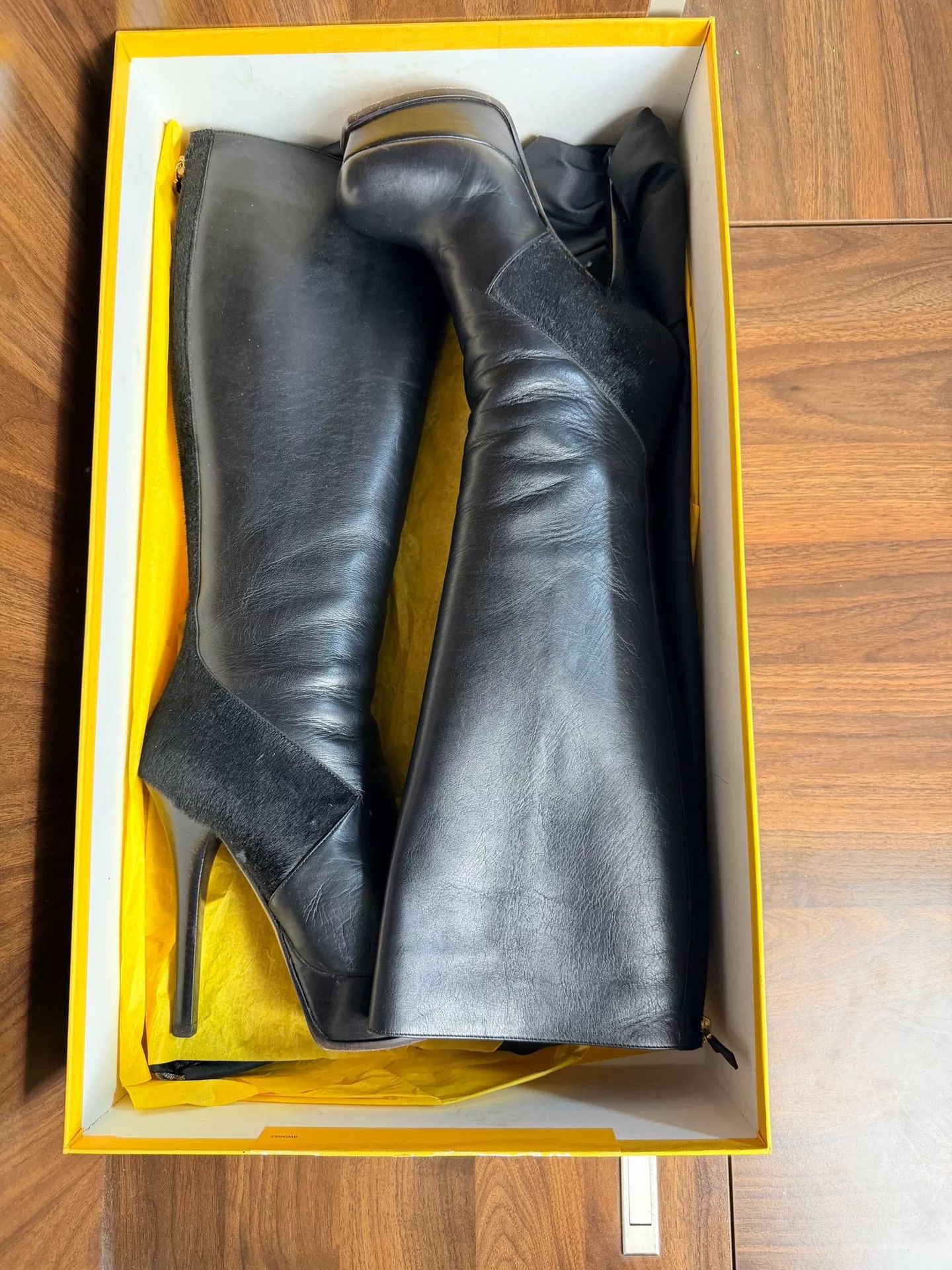 Fendi Fendi Boots us_7-5 Women Size US 7.5 / IT 37.5 - 6 Thumbnail